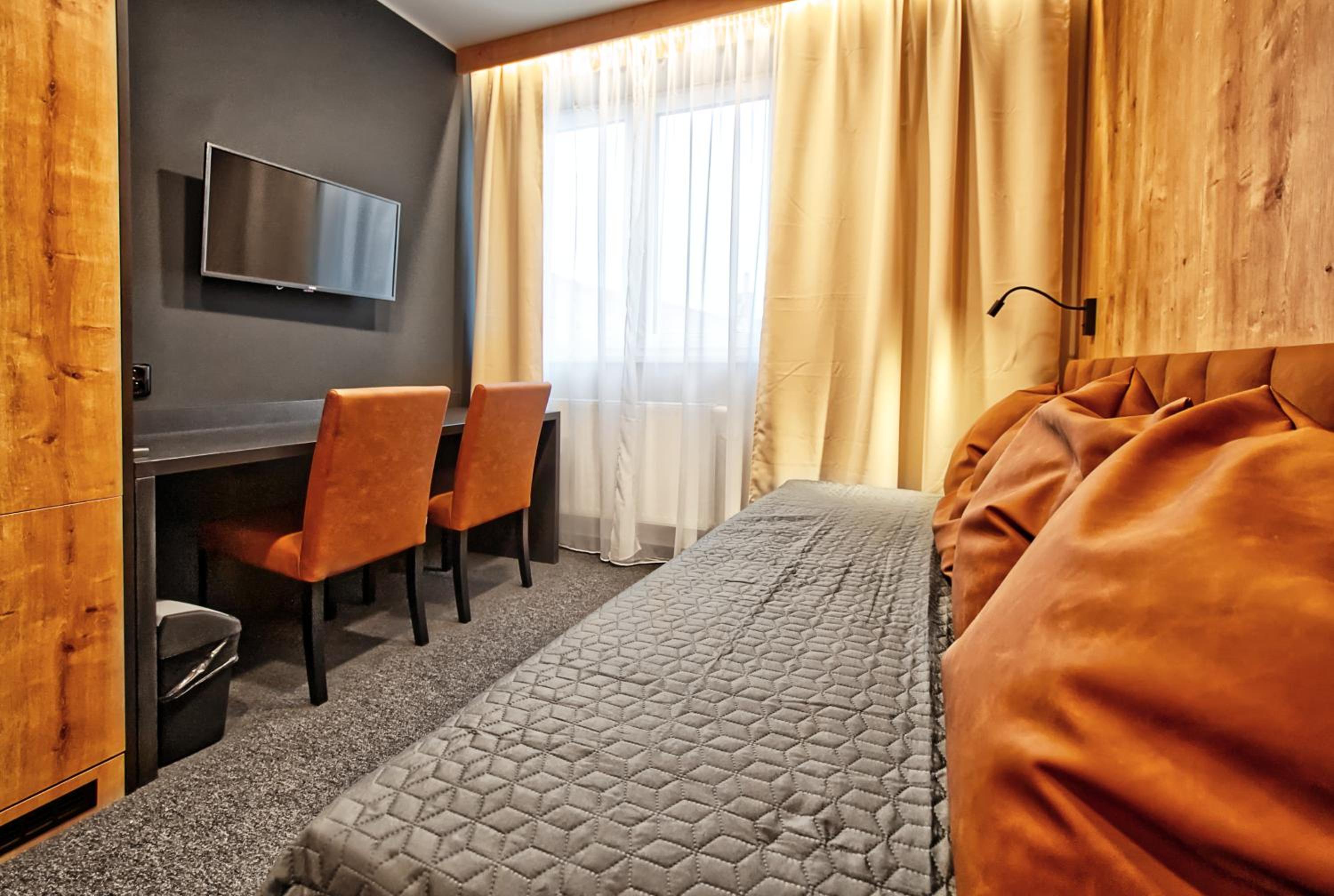 Deluxe Triple Room photo 2