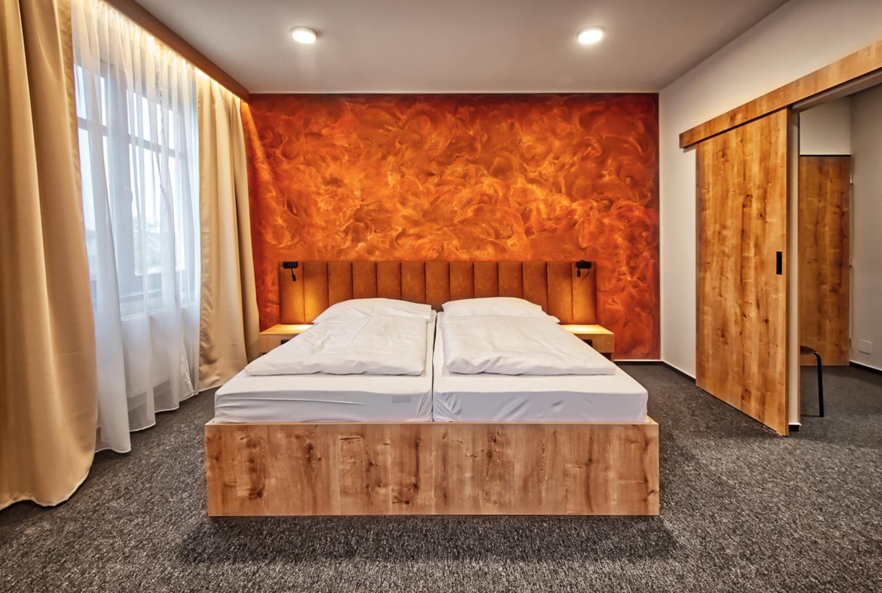 Deluxe Family Suite photo 2