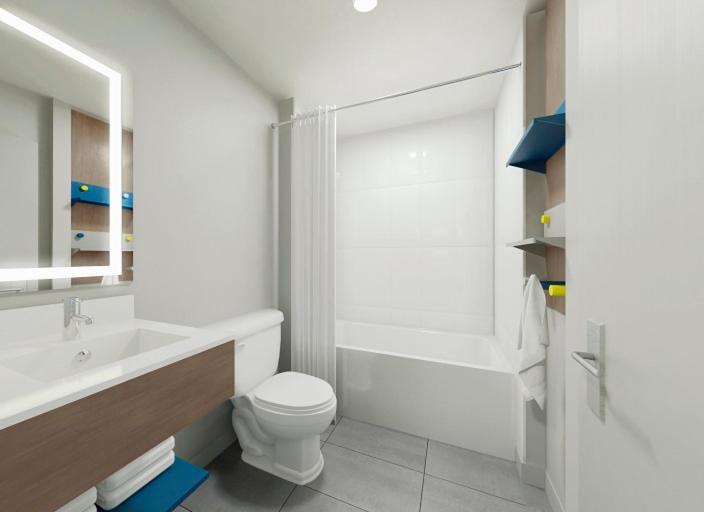 Queen Room - Non-Smoking - Photo 6