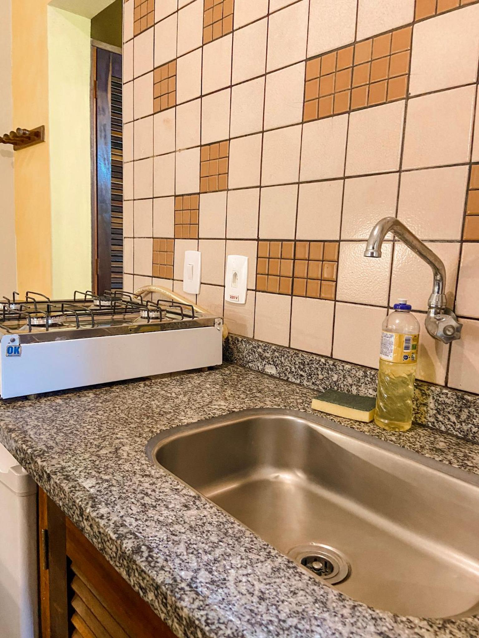 Kitchenette photo 2