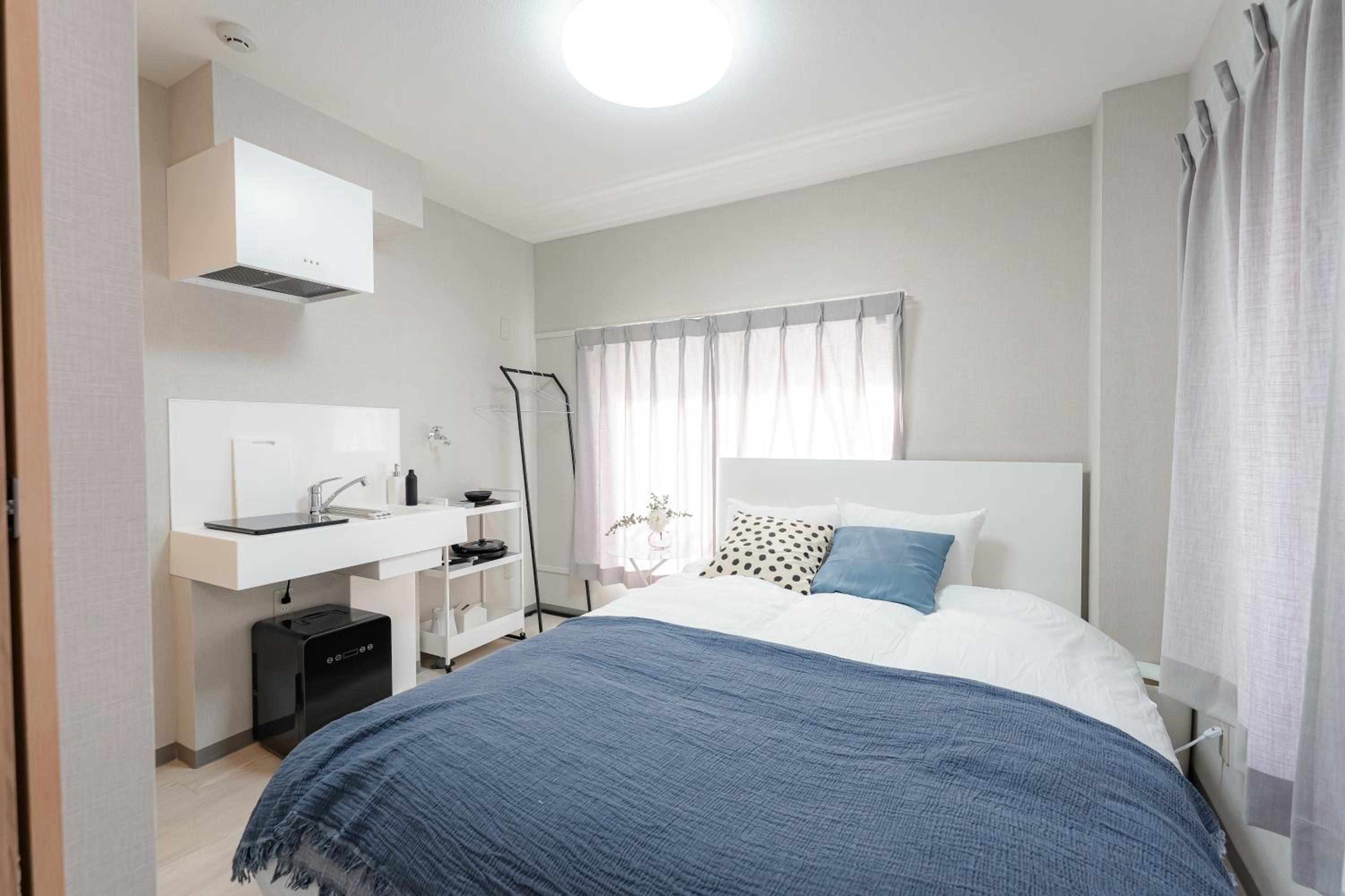 One-Bedroom Apartment photo 3