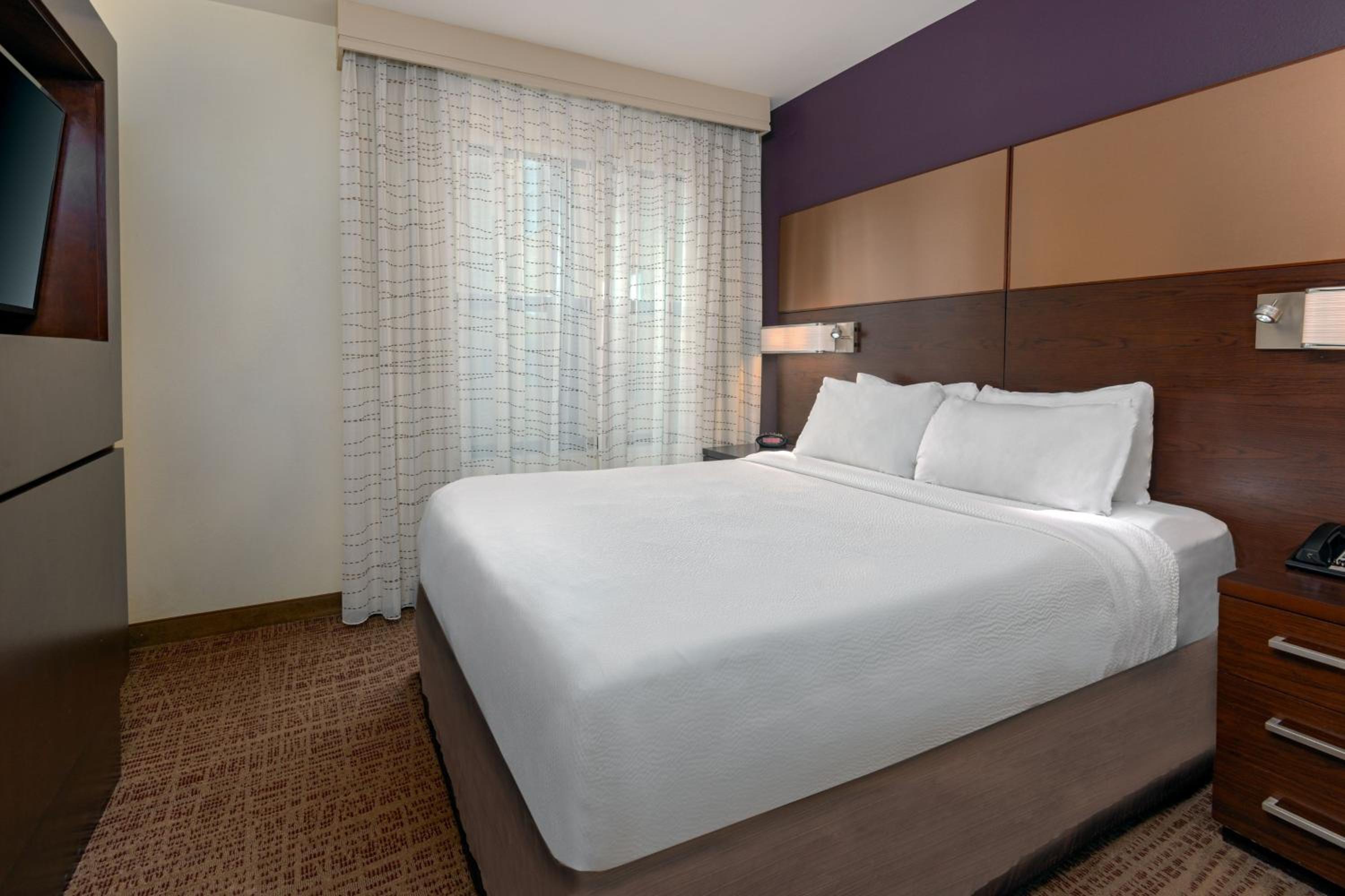 Two-Bedroom Suite photo 3