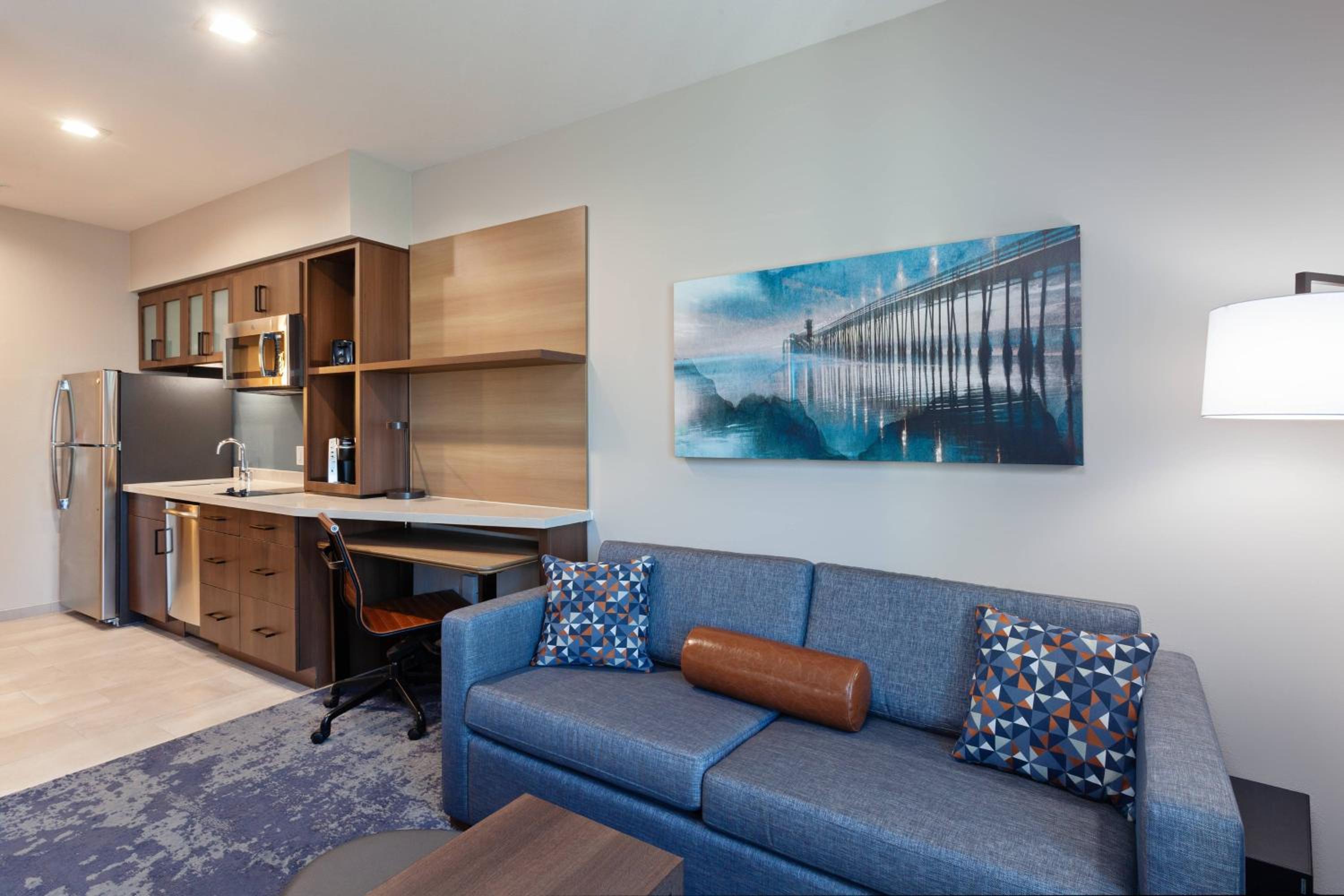 King Studio with Sofa Bed - Photo 4