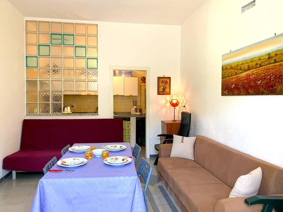 Standard Twin Room with Garden View