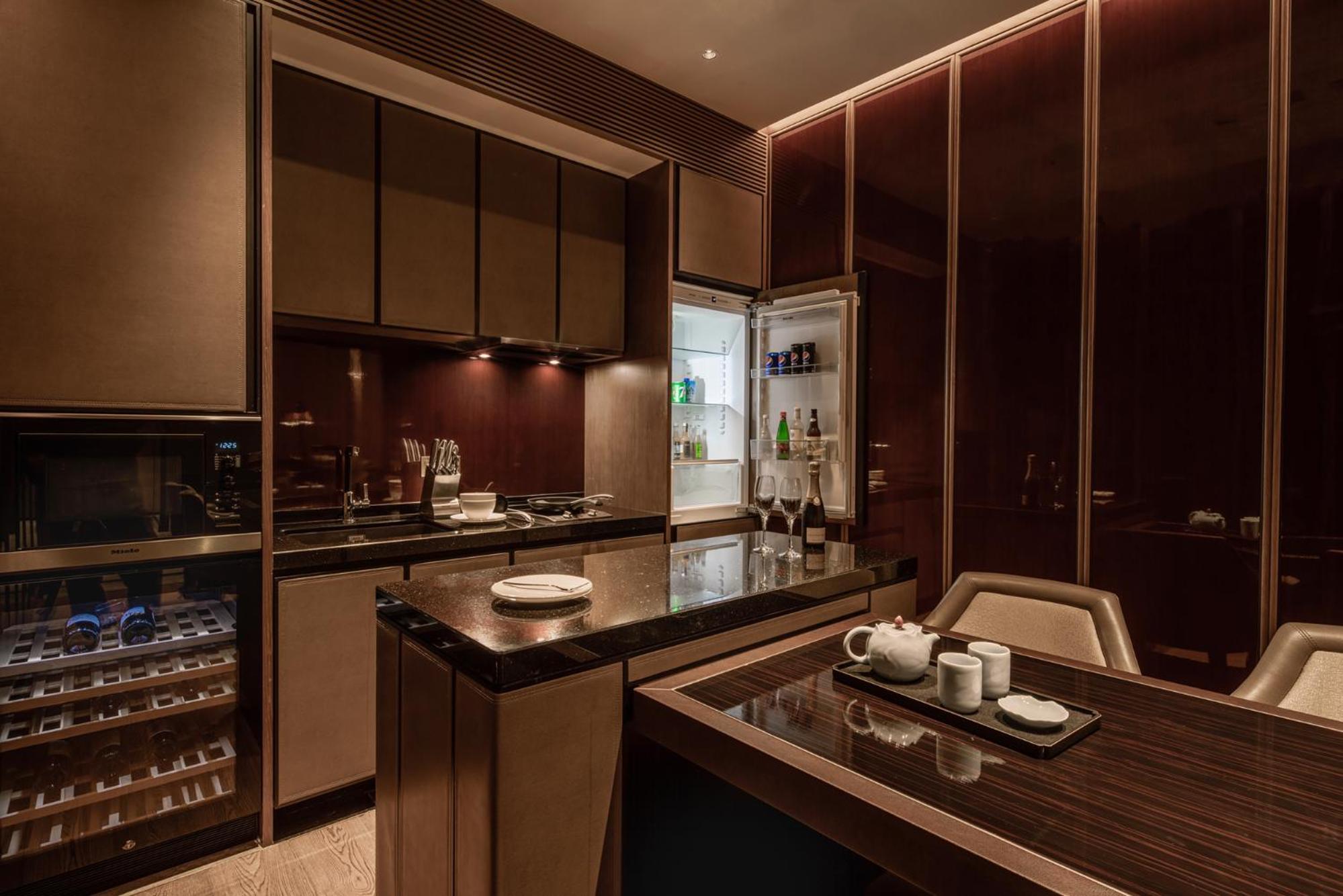Club Panorama Suite, Club lounge access, 1 Bedroom Suite - Photo 8