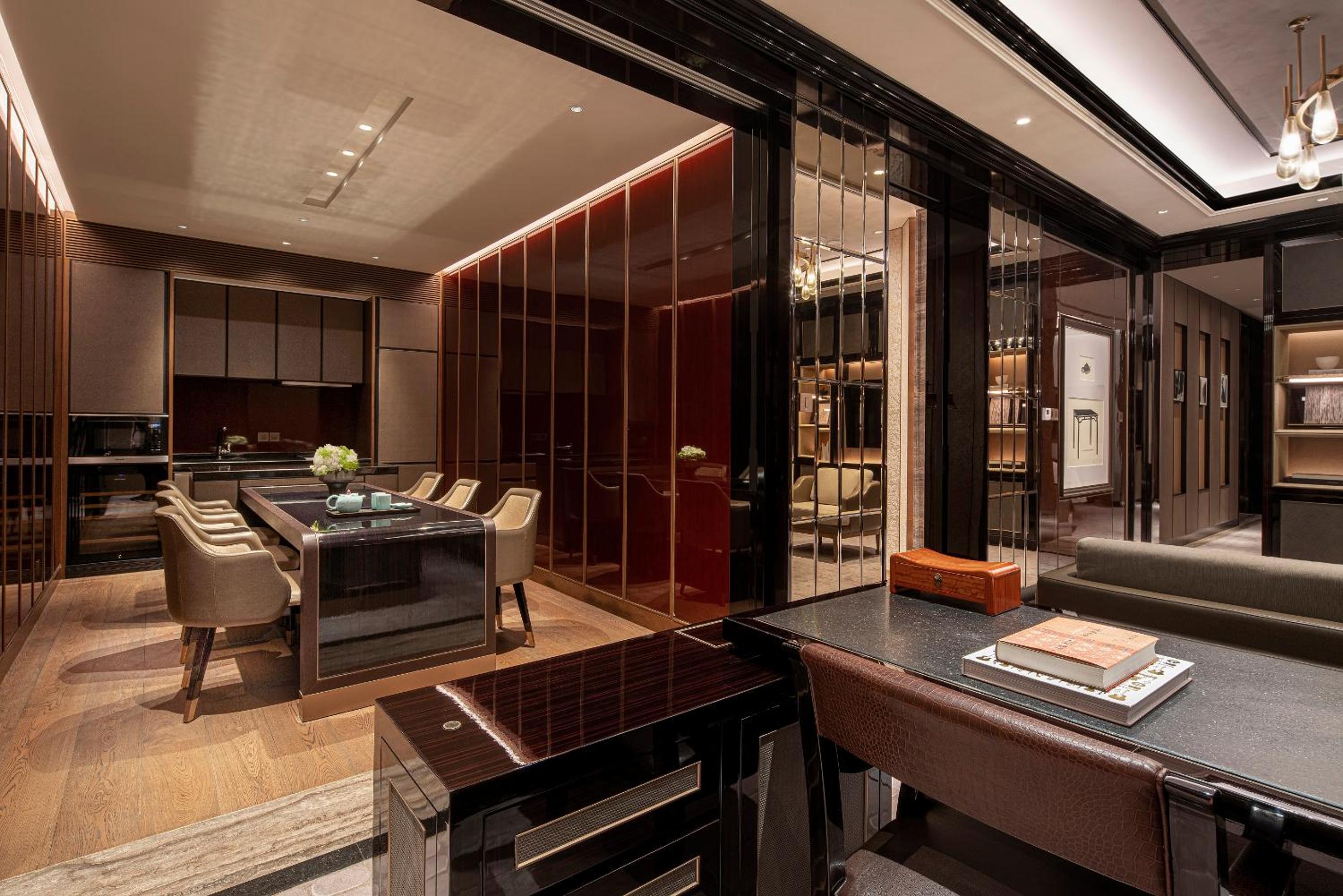 Club Panorama Suite, Club lounge access, 1 Bedroom Suite - Photo 13