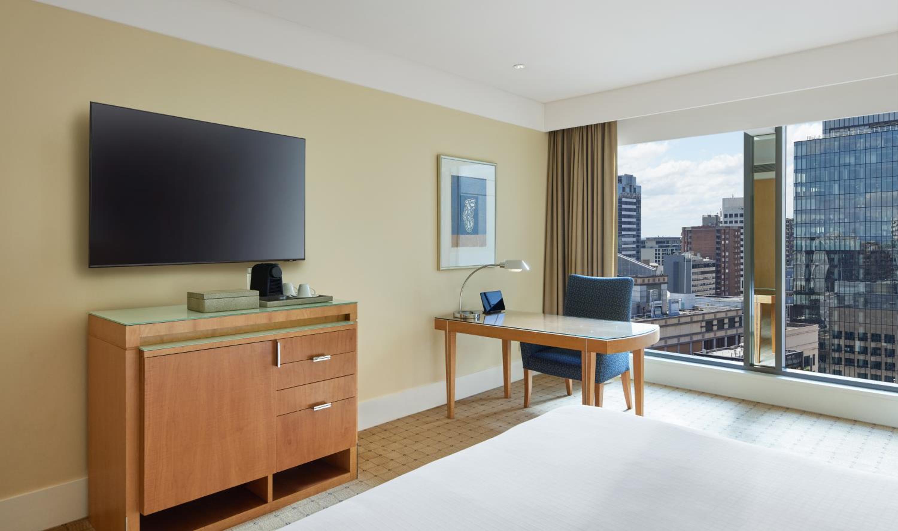 Tower Premium King Room - High Floor