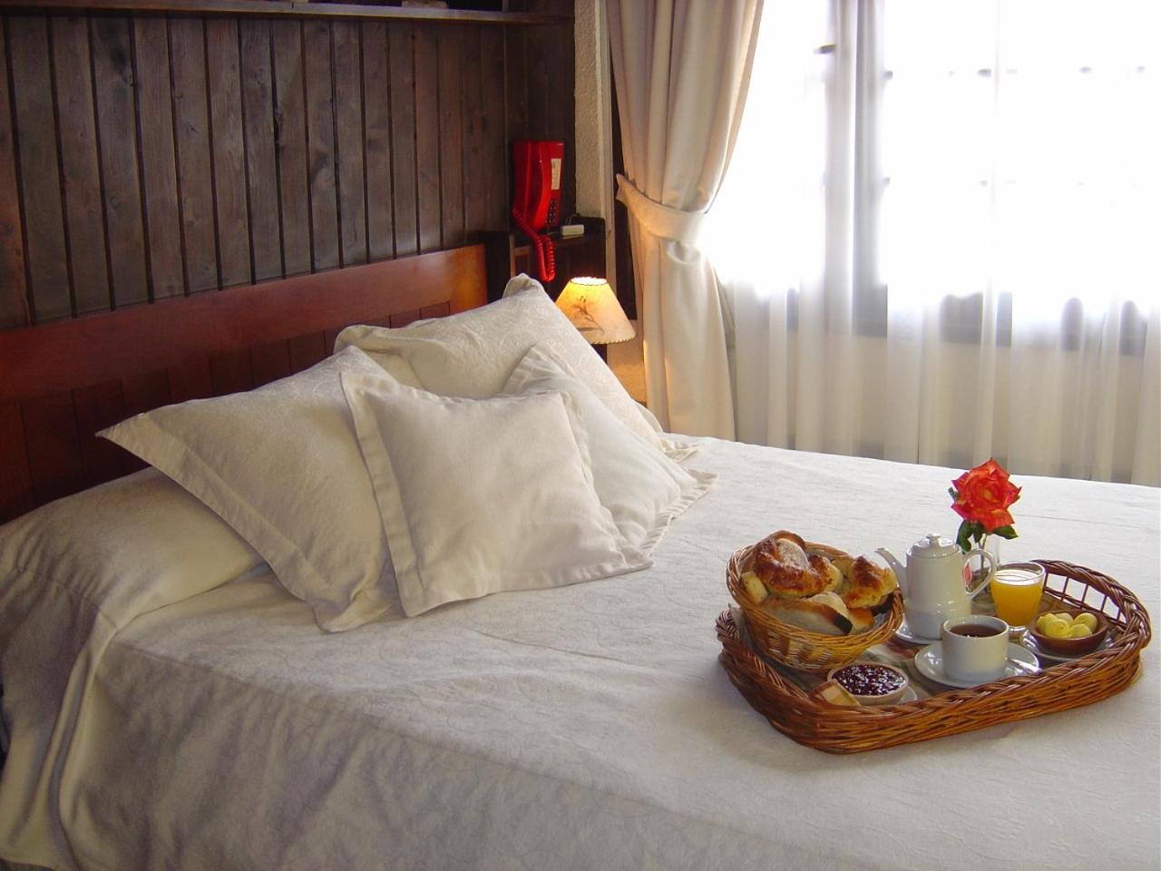 Double or Twin Room photo 1