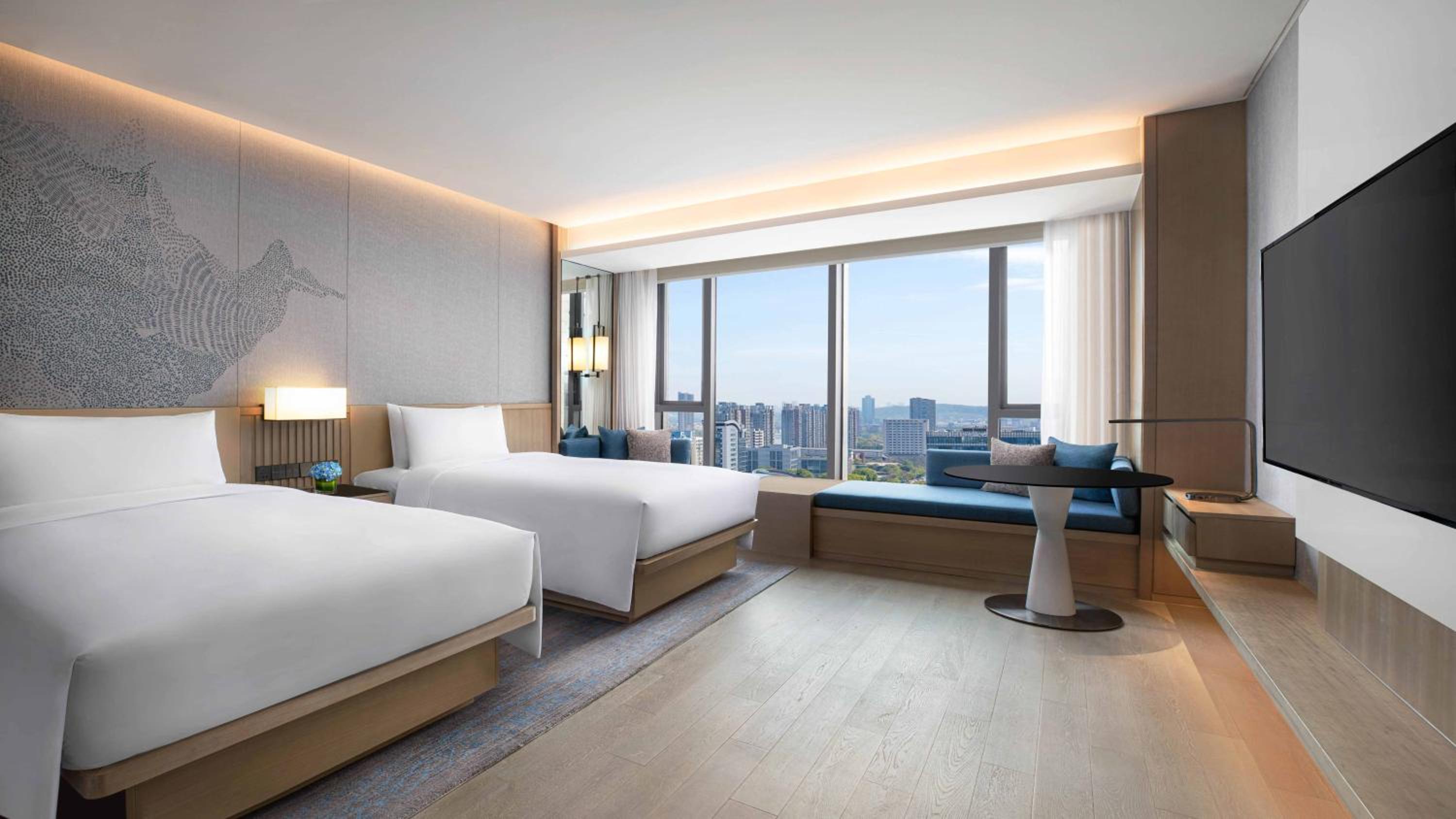 Twin Room - Photo 2