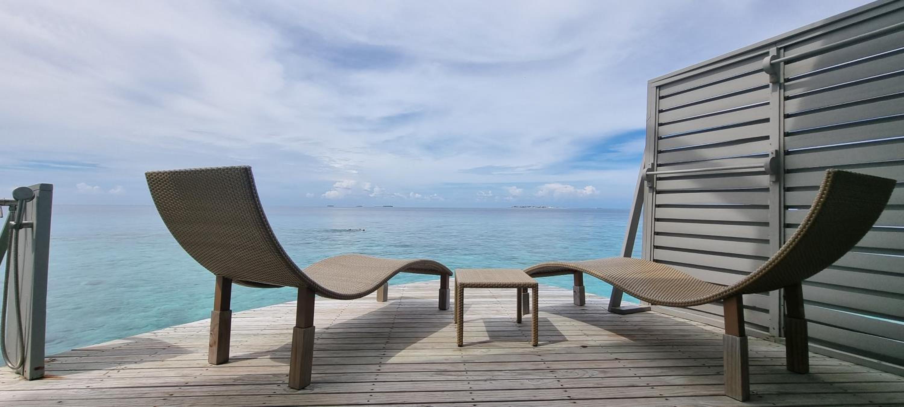 Overwater Villa King photo 1