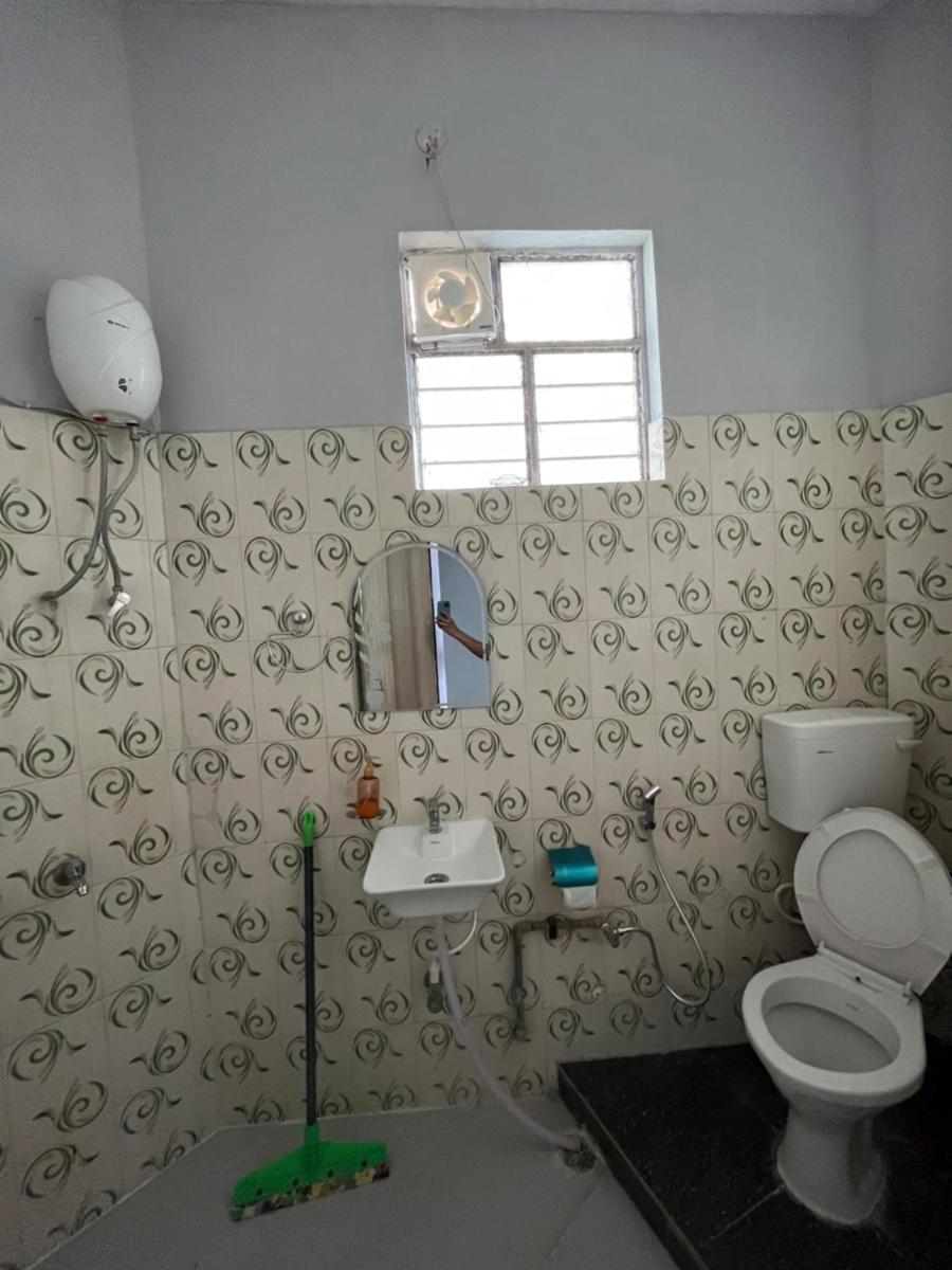 Double Room with Private Bathroom photo 3
