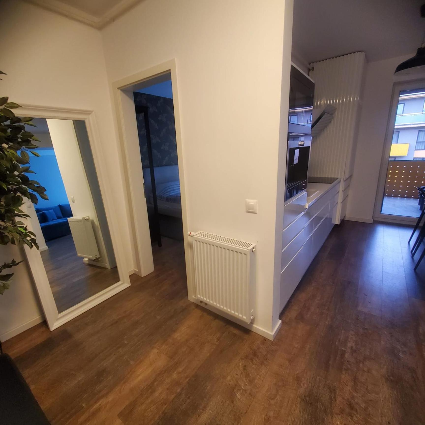 One-Bedroom Apartment - Photo 7