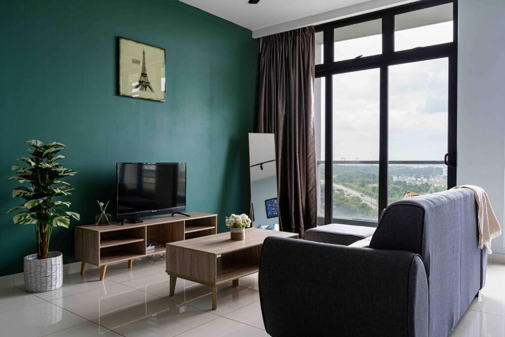 One-Bedroom Apartment photo 2