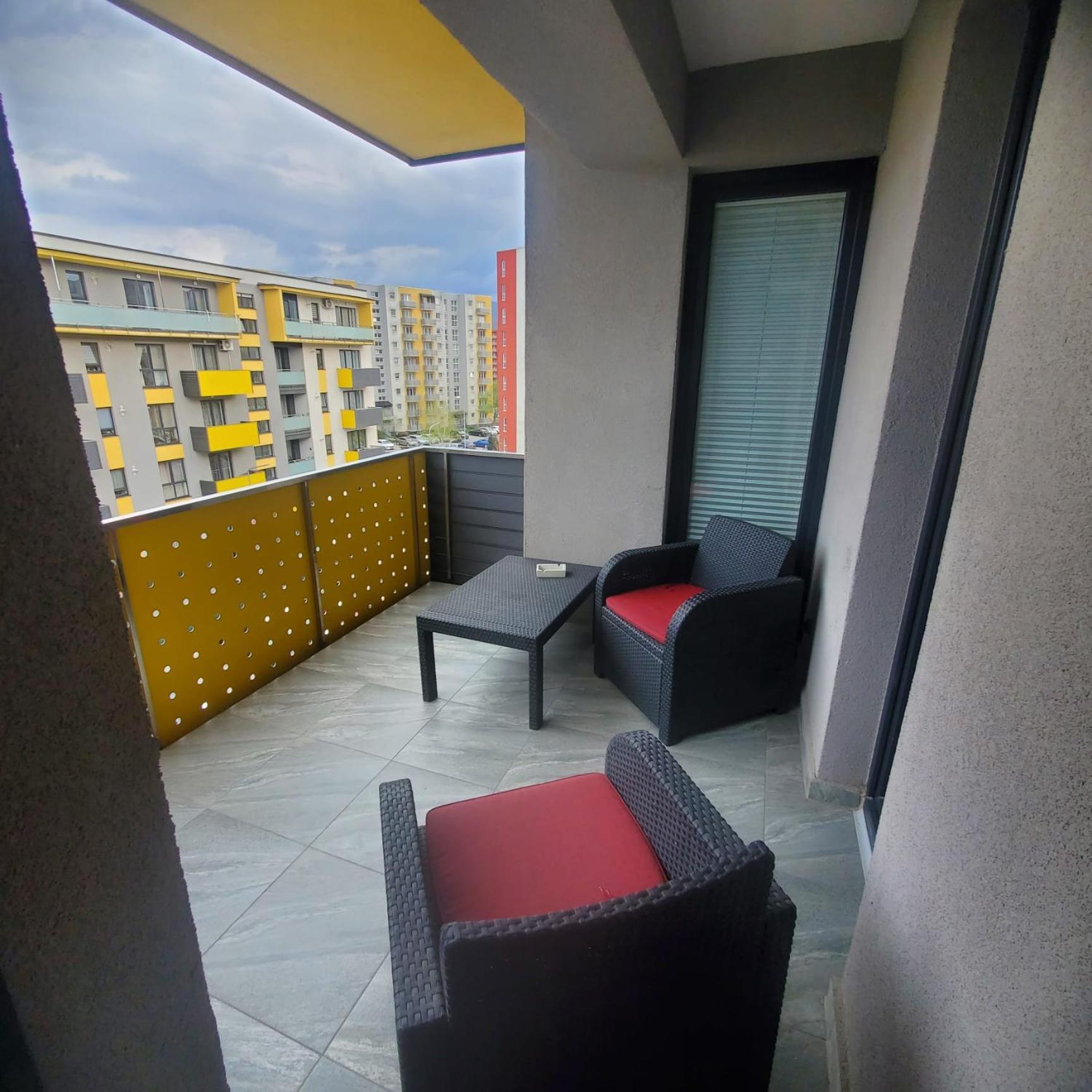 One-Bedroom Apartment - Photo 10