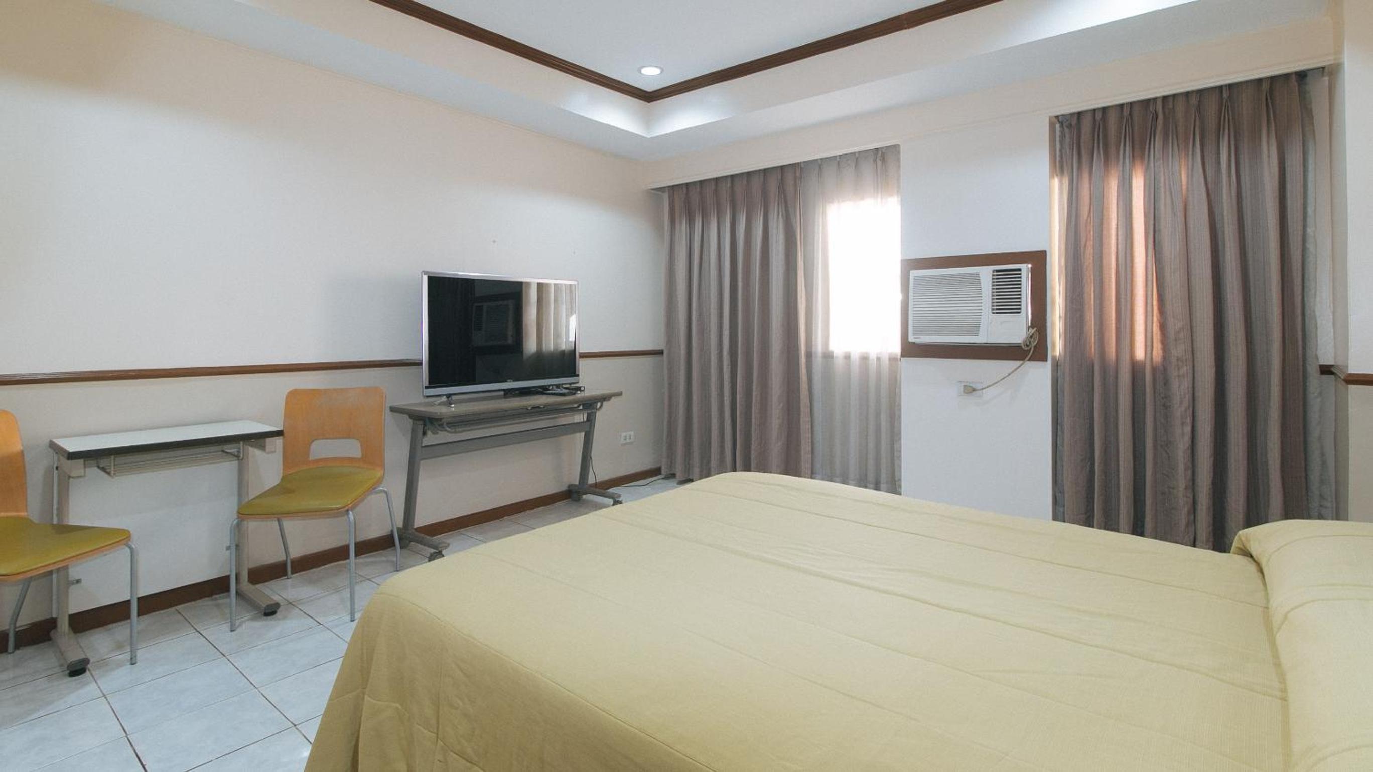 Standard Double Room - Photo 3