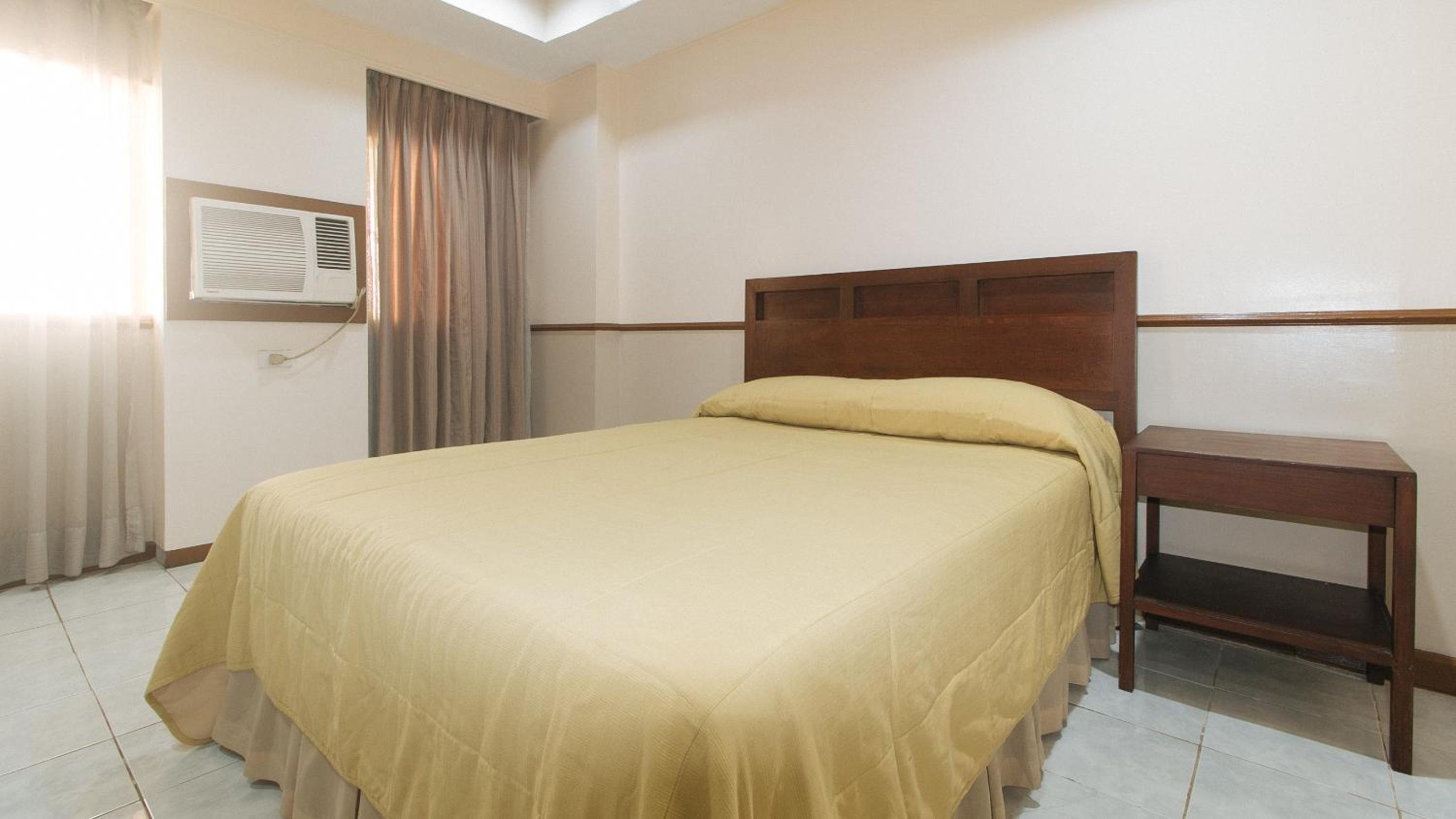 Standard Double Room - Photo 7