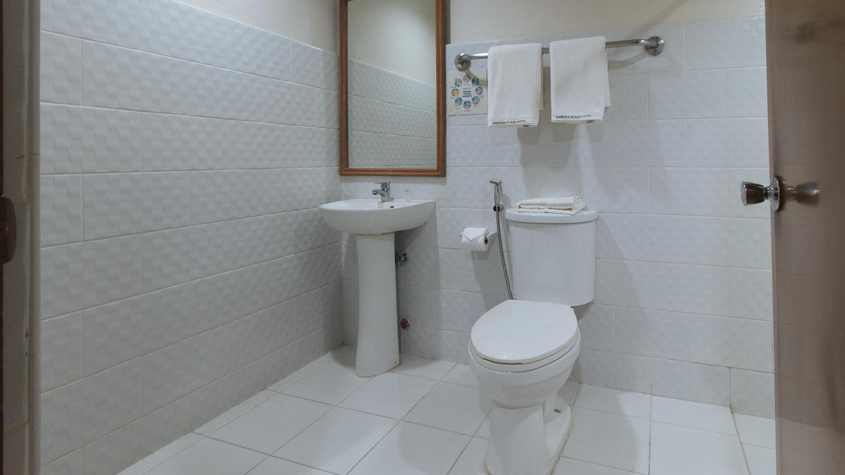 Standard Double Room - Photo 5