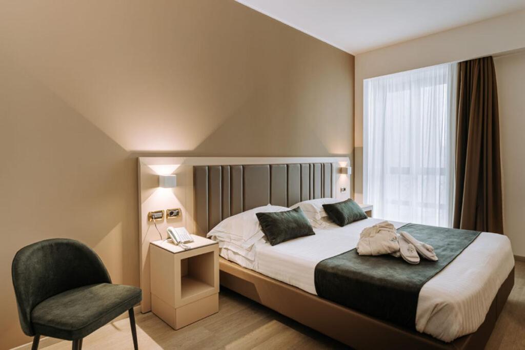 Double Room - Photo 1