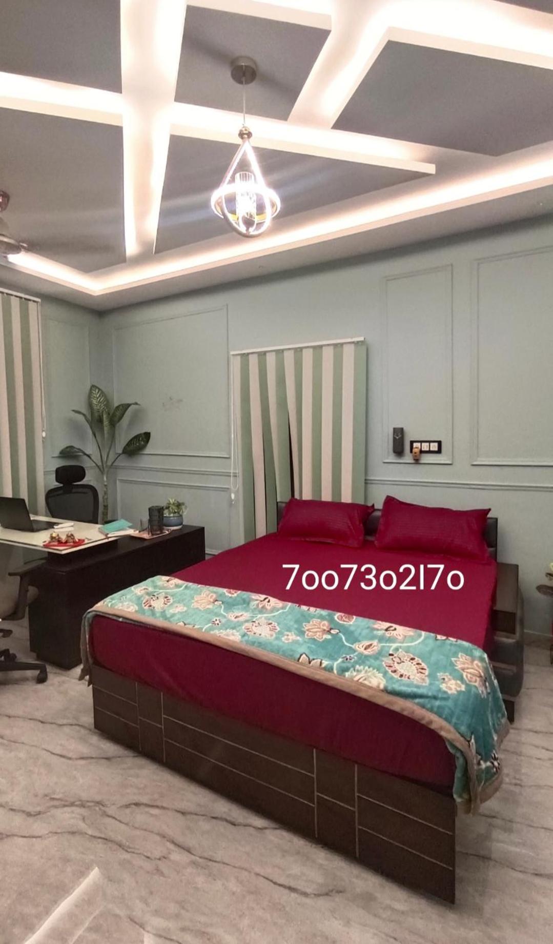 Deluxe King Room photo 2
