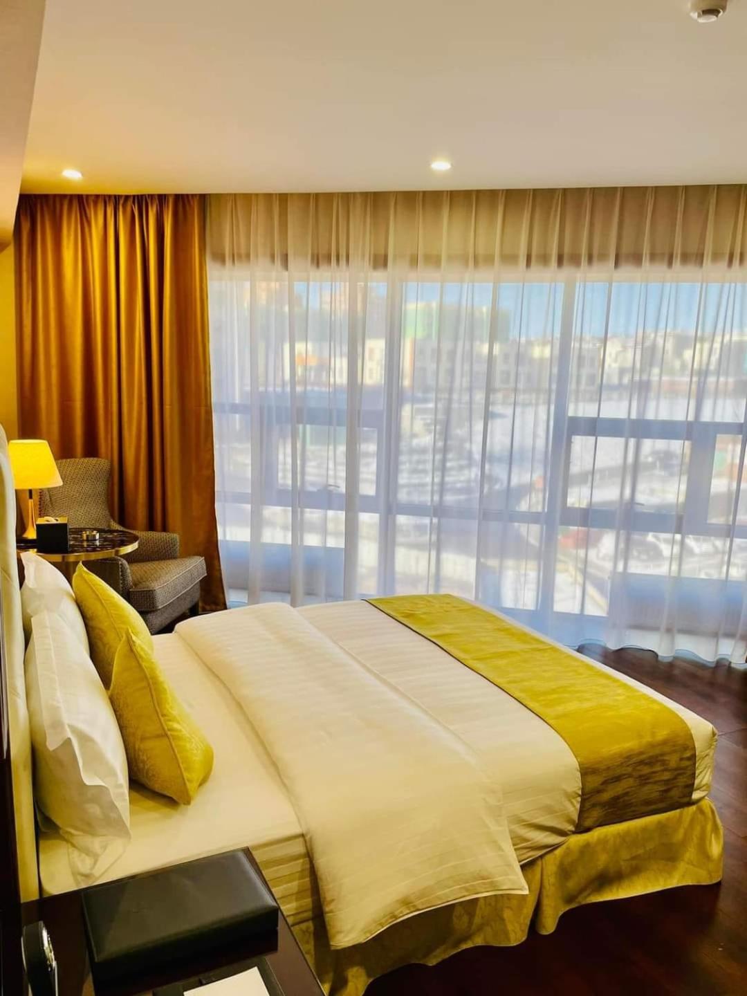 Standard Double Room - Photo 3