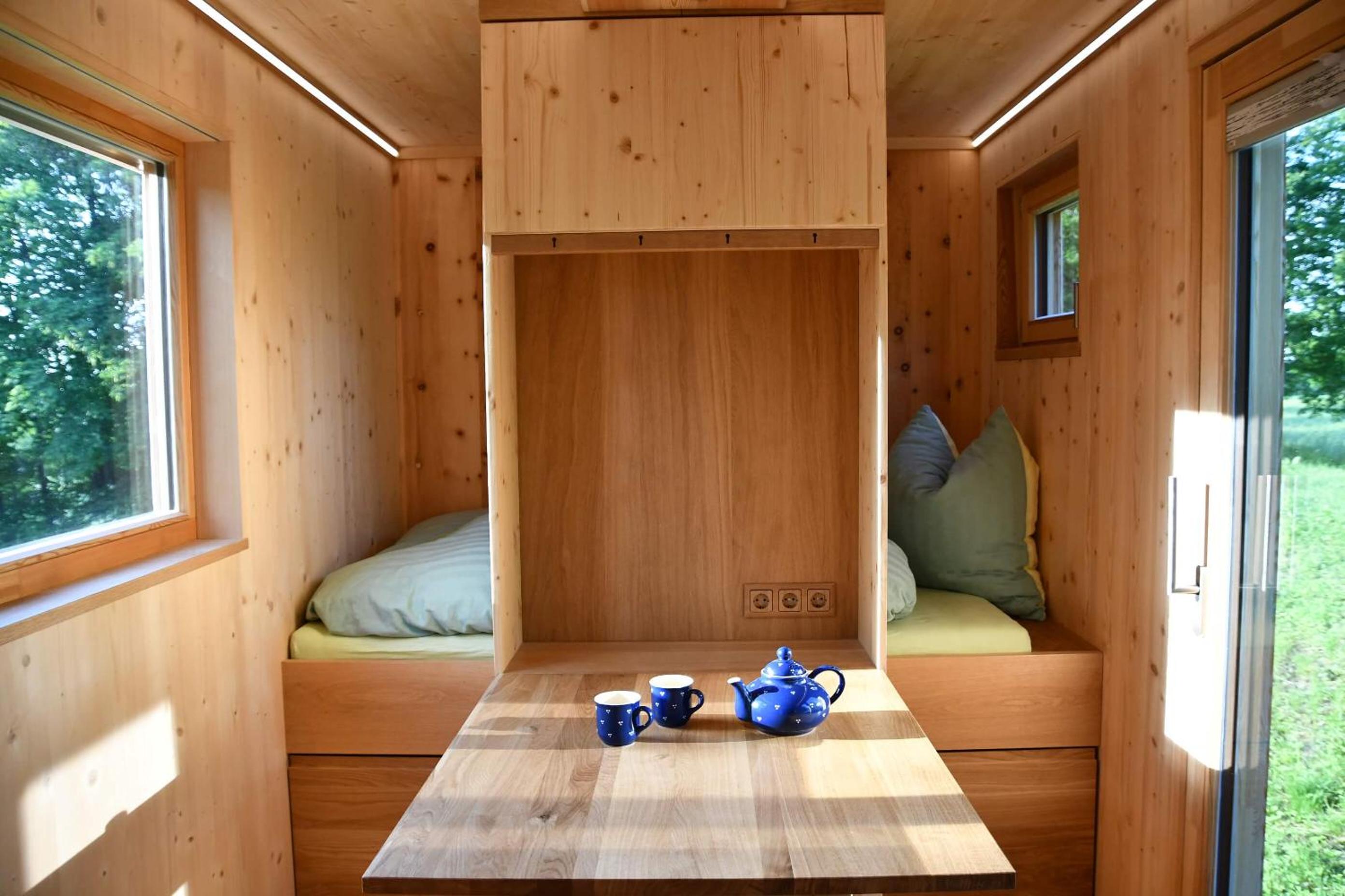 One-Bedroom House photo 1