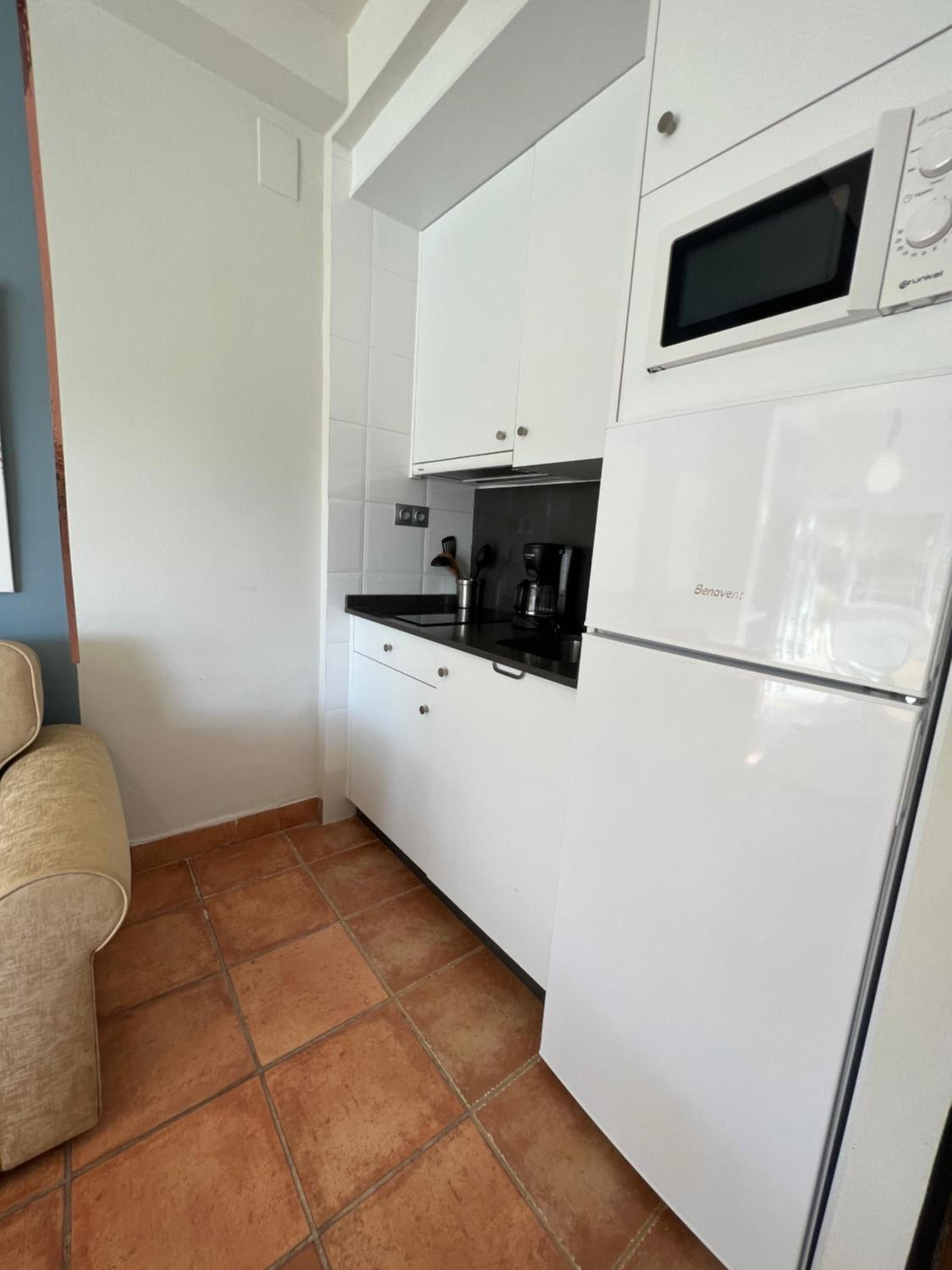 Two-Bedroom Apartment - Photo 5