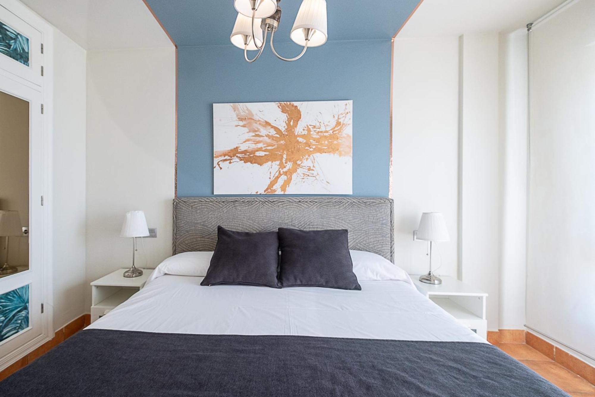 One-Bedroom Apartment - Photo 9