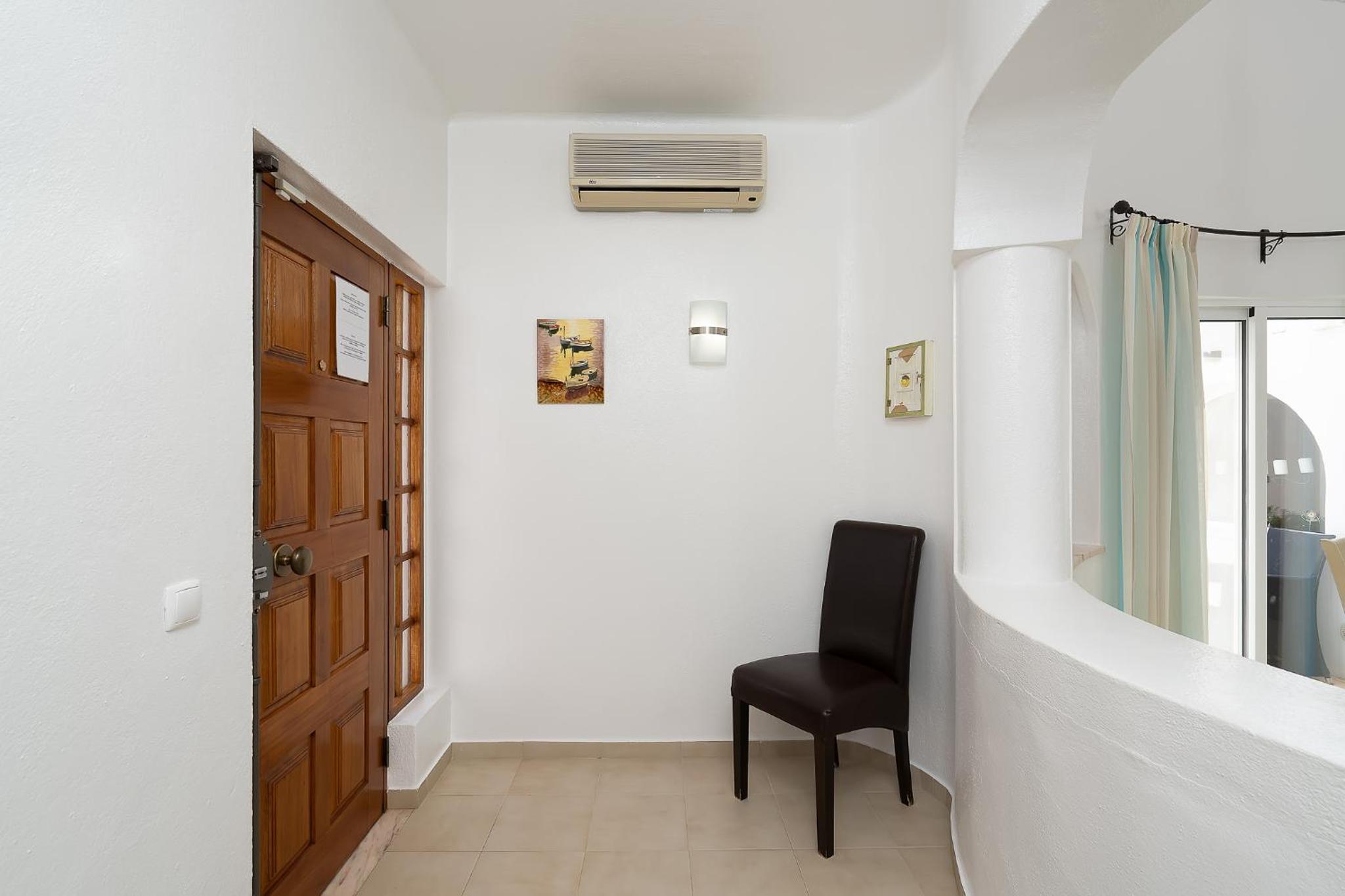 Villa photo 1