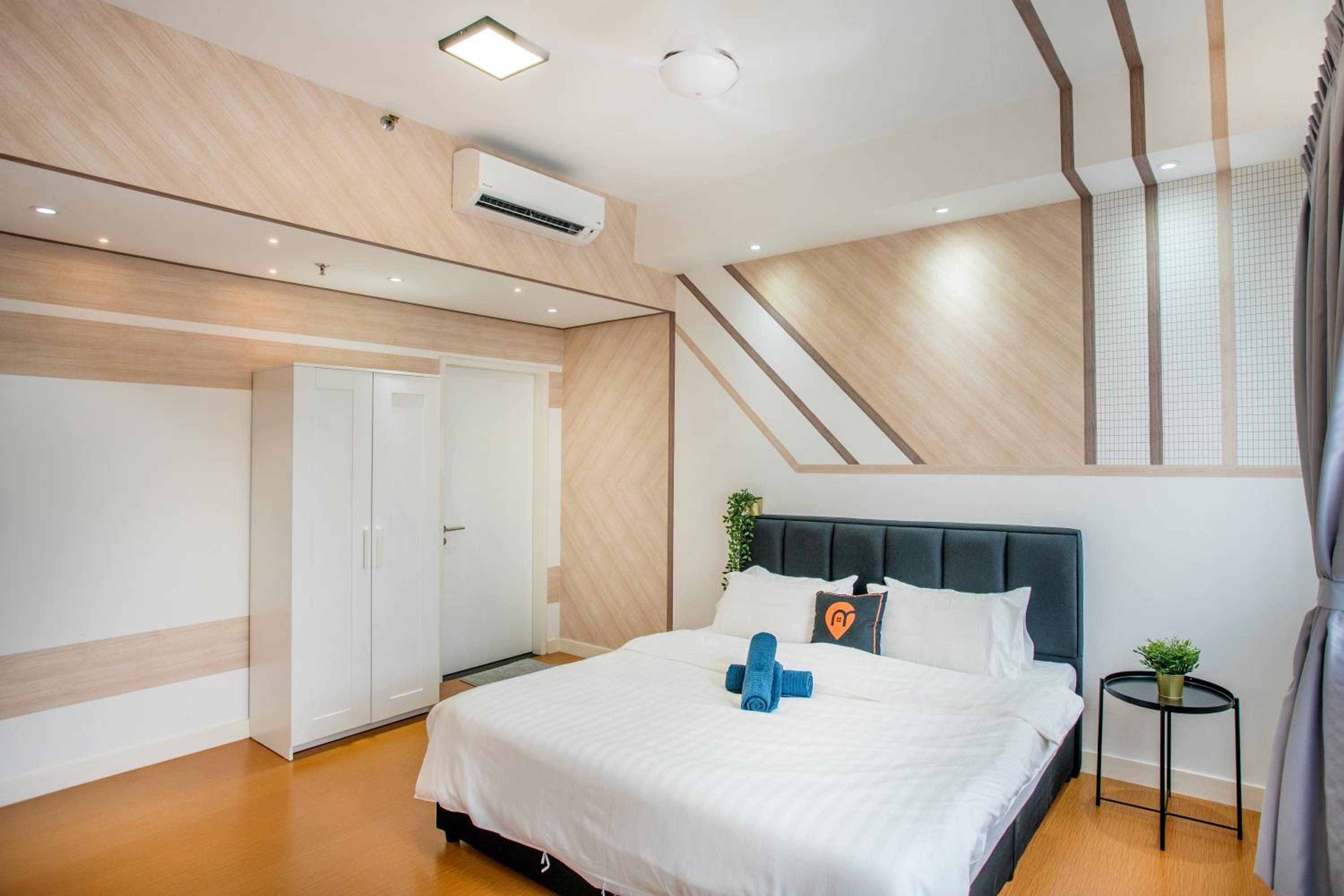 Two-Bedroom Apartment - Photo 49