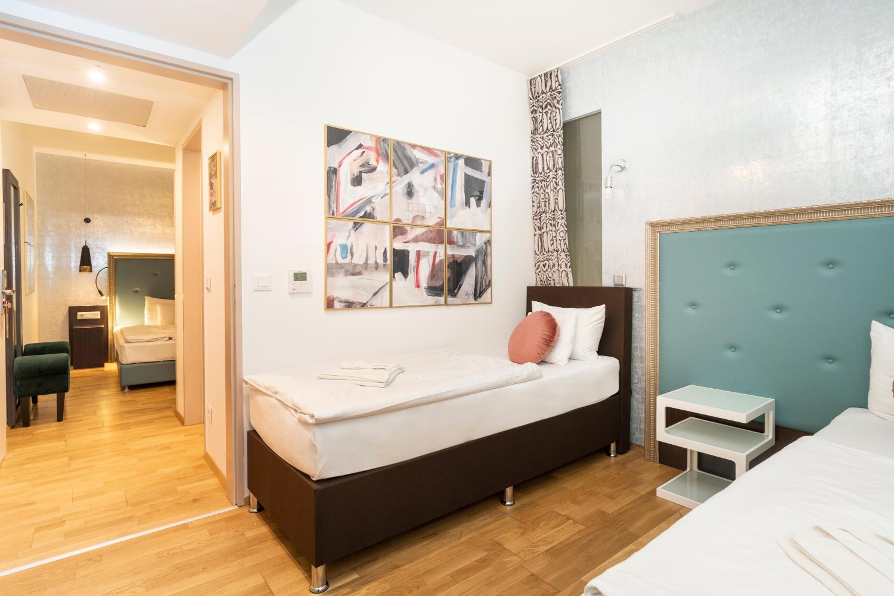Comfort Quadruple Room - Photo 1