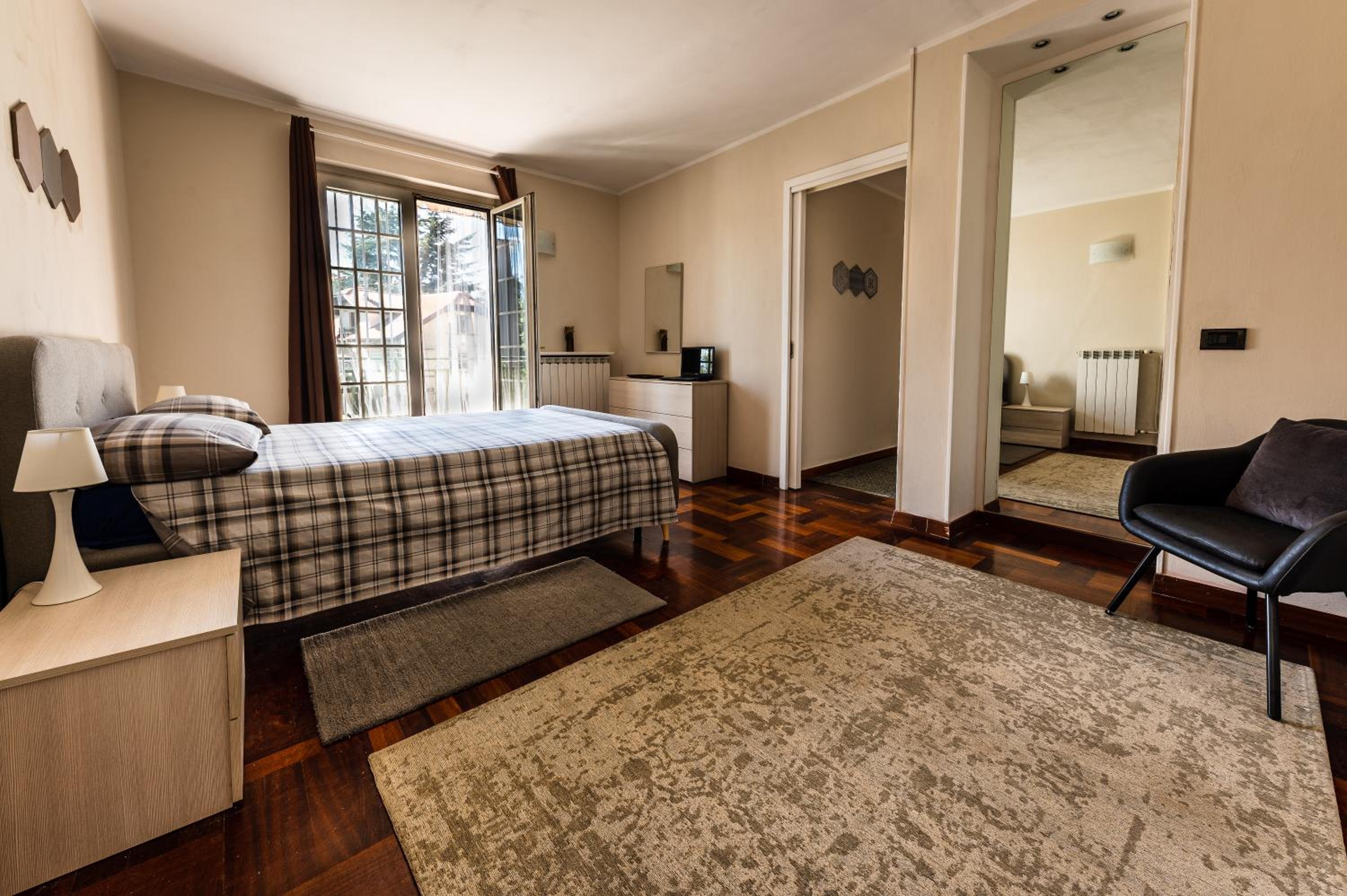 Two-Bedroom House photo 1