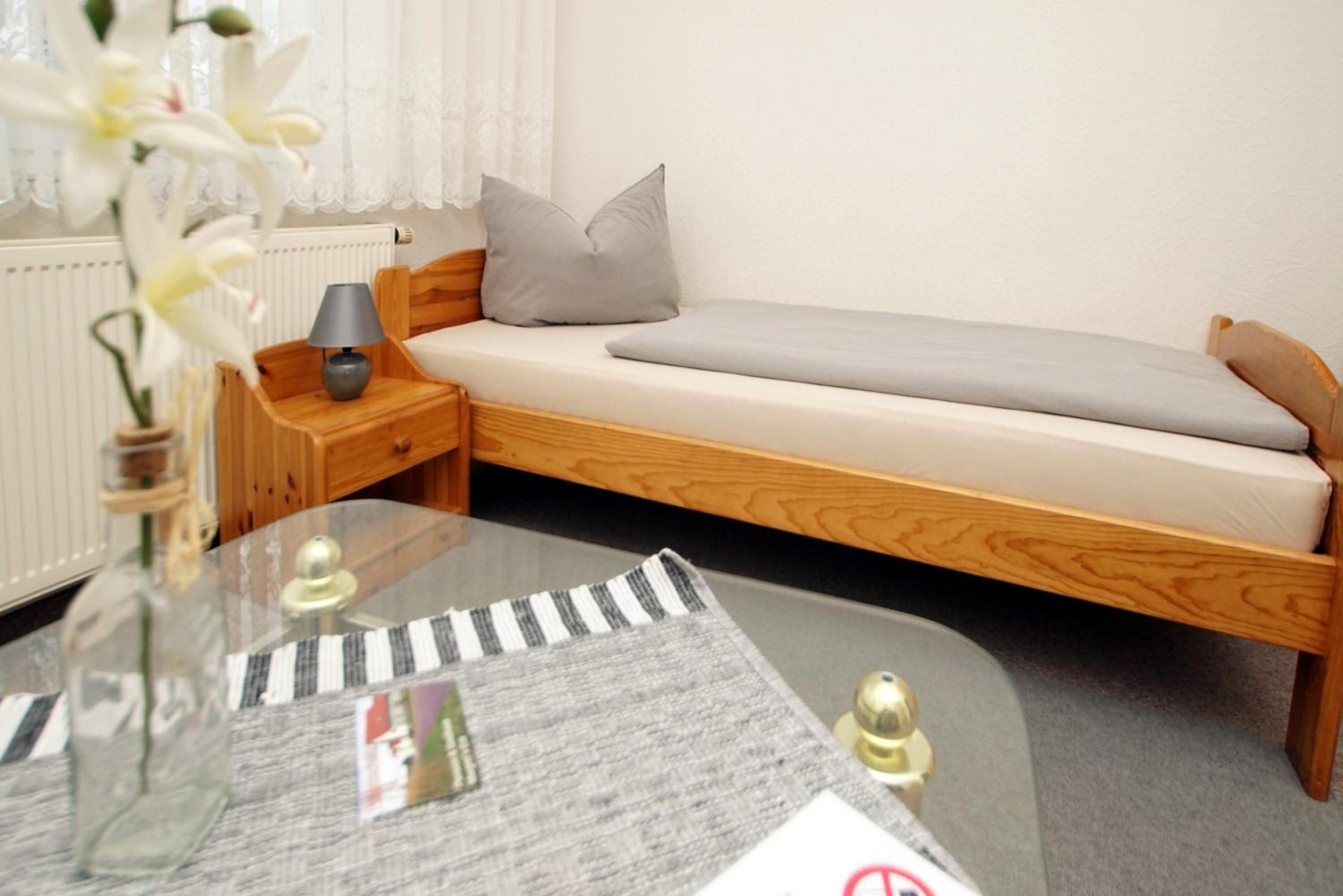Twin Room with Bathroom photo 1