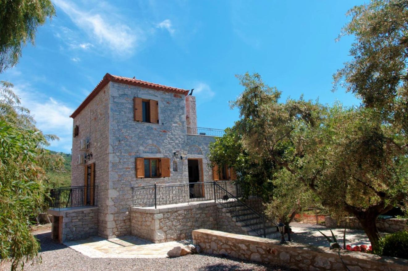 Villa with Sea View photo 2