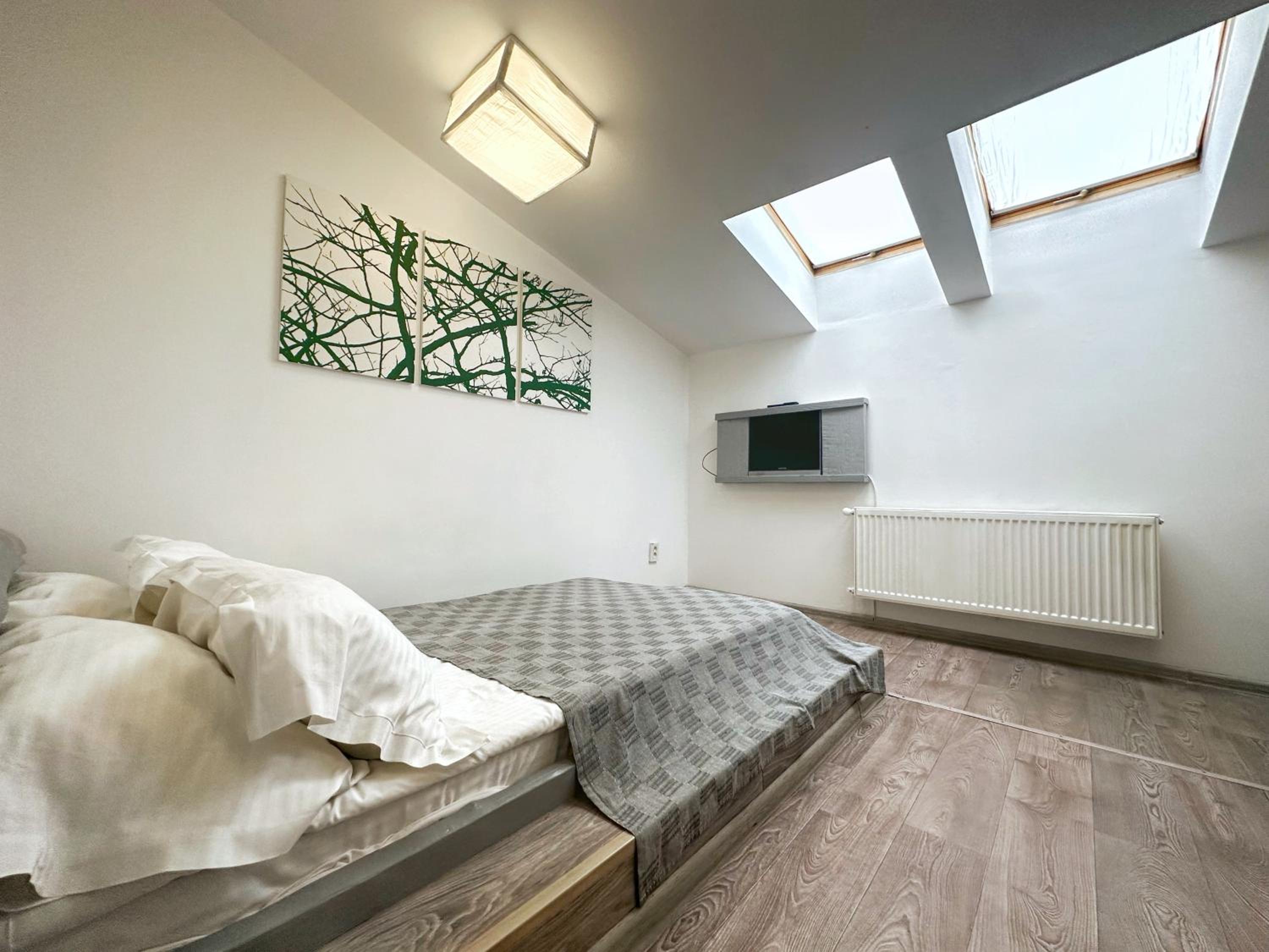 Budget Double Room photo 3