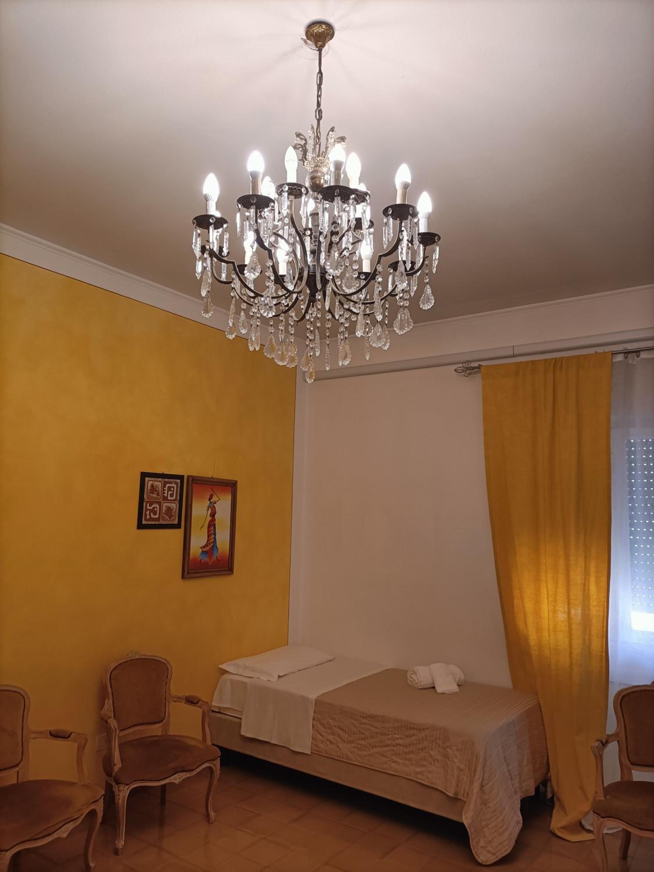Deluxe Triple Room with External Bathroom - Photo 7