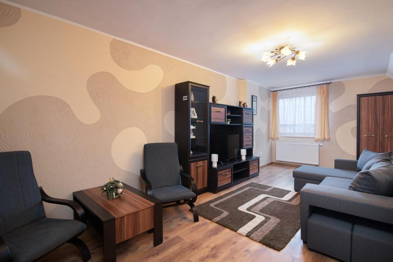 Maisonette photo 1