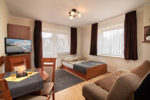 Family Room with Balcony photo 1