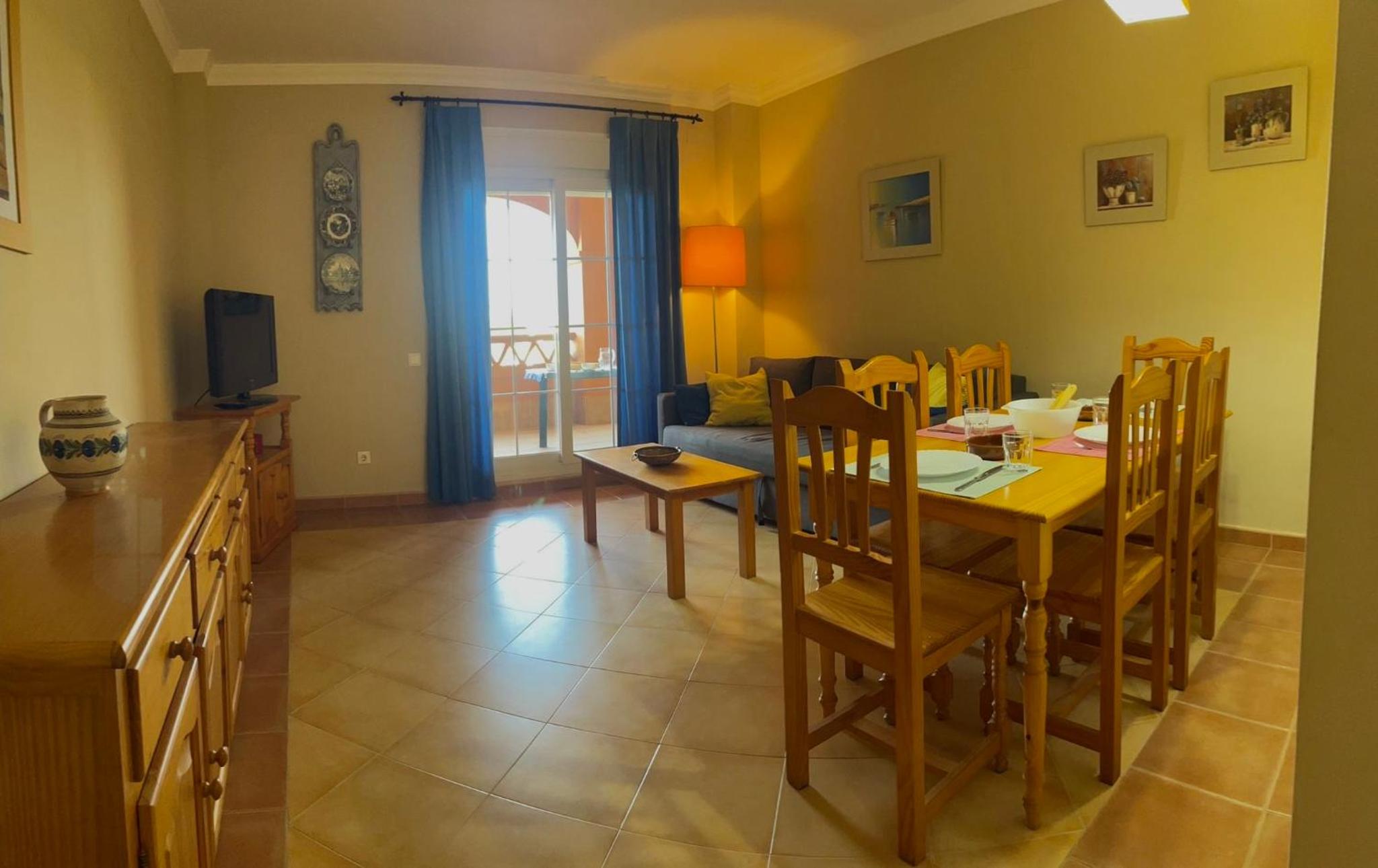 Apartamento con vista a la piscina