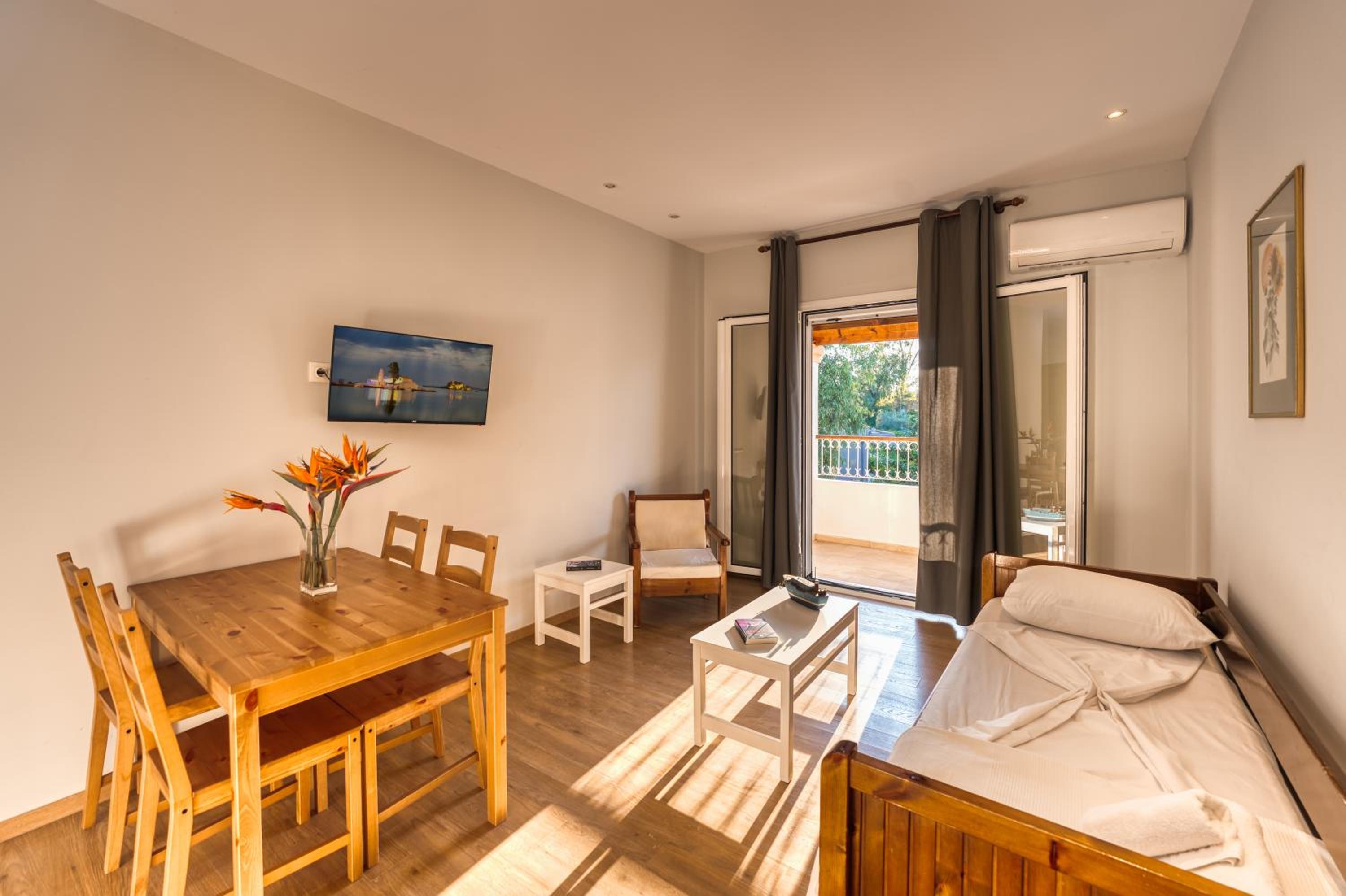 Apartment (2-4 Adults) - Photo 7