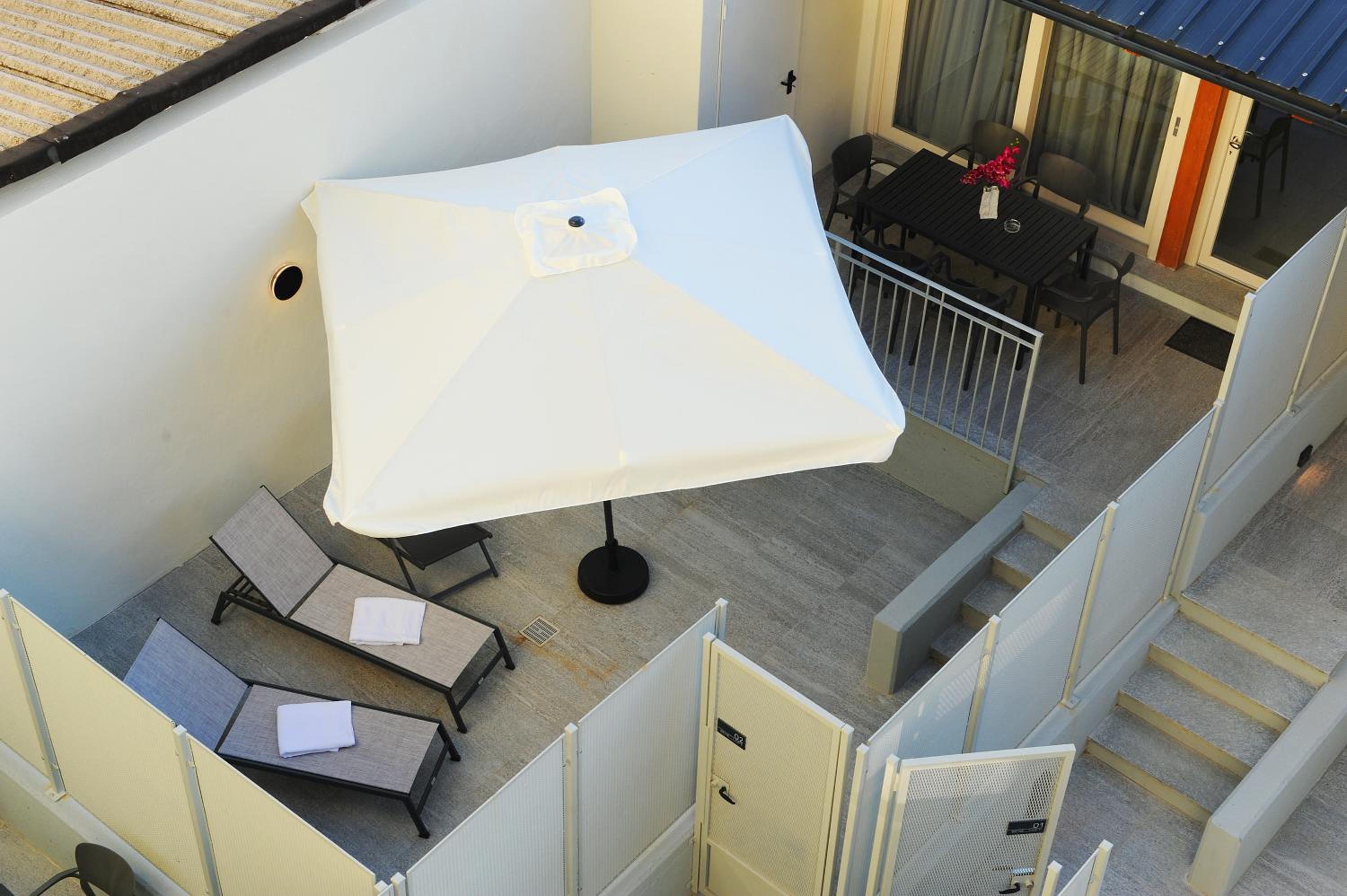 Two-Bedroom Apartment - Photo 8