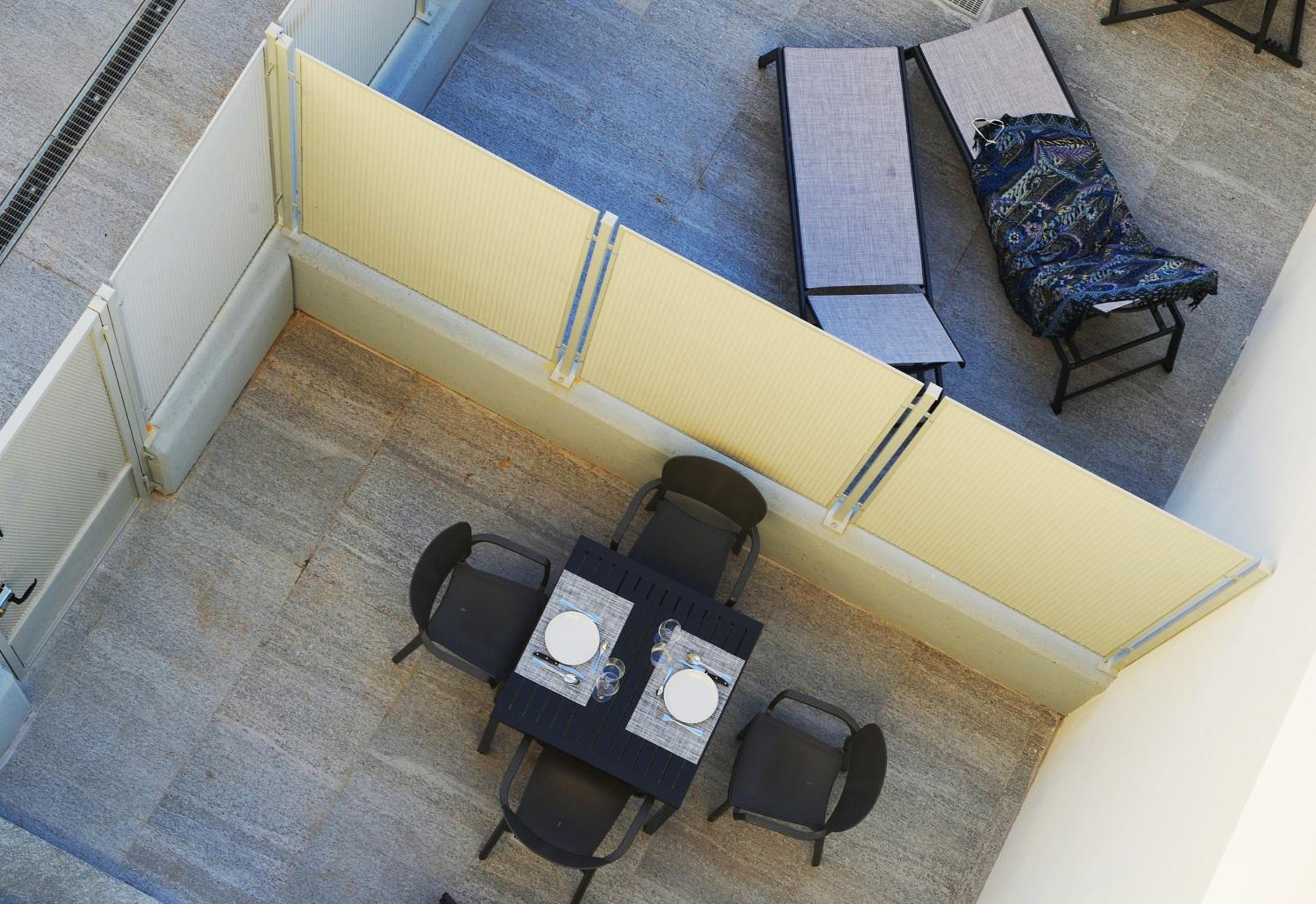 Two-Bedroom Apartment - Photo 11