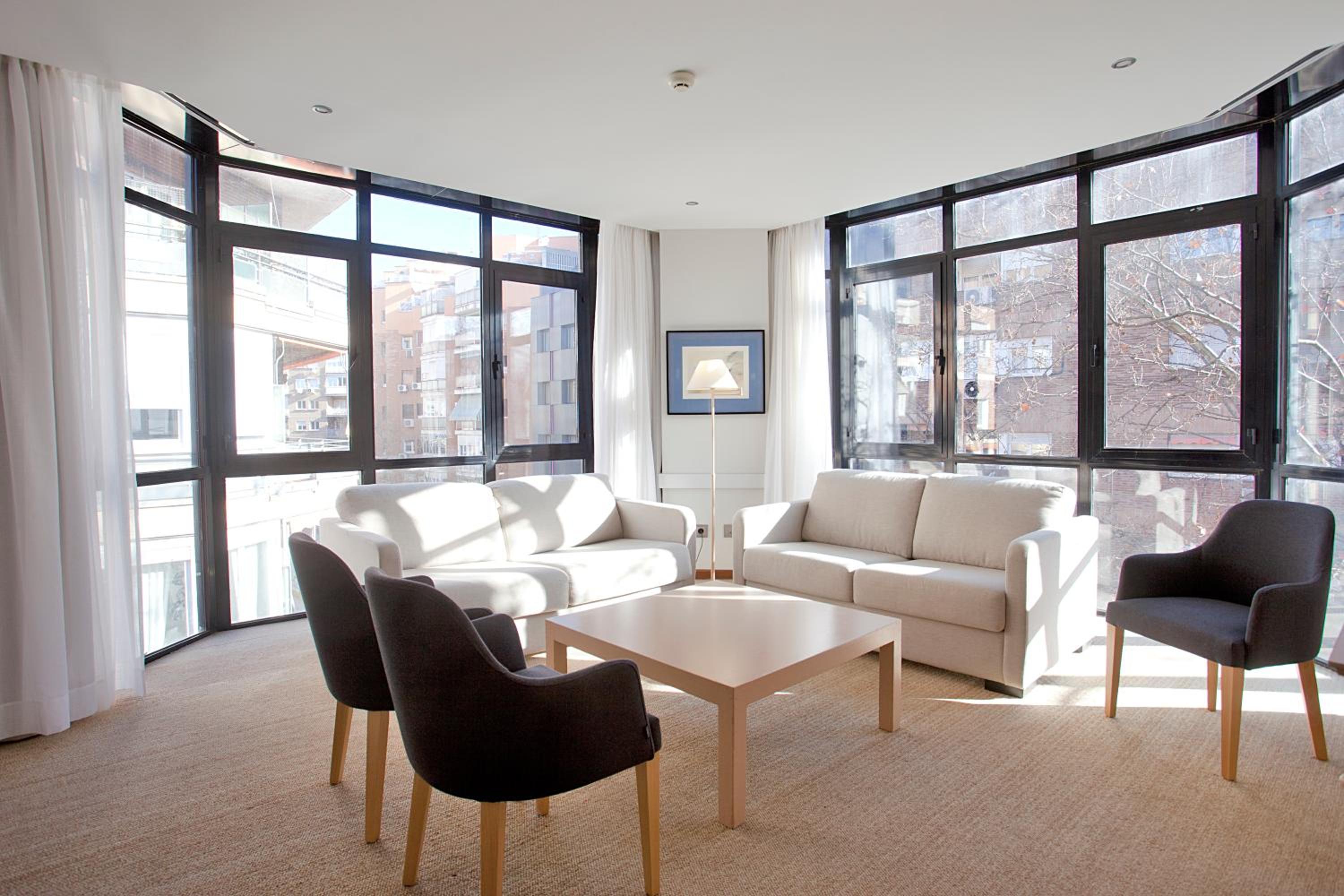 Suite (4 Adults)