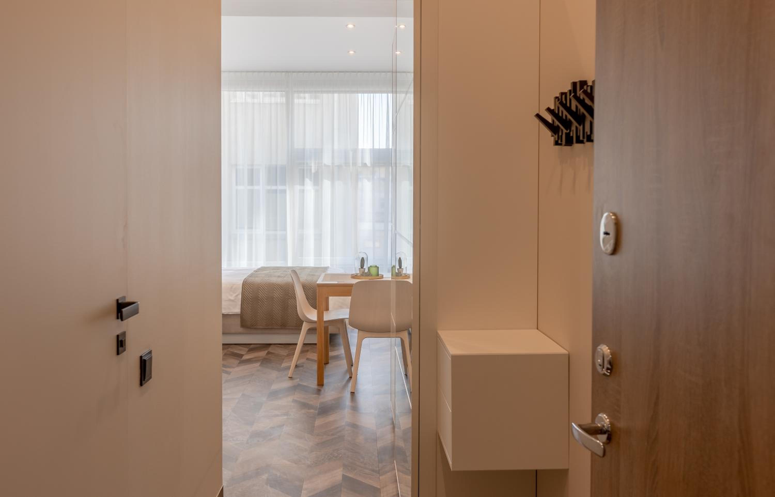 Studio Apartment photo 1