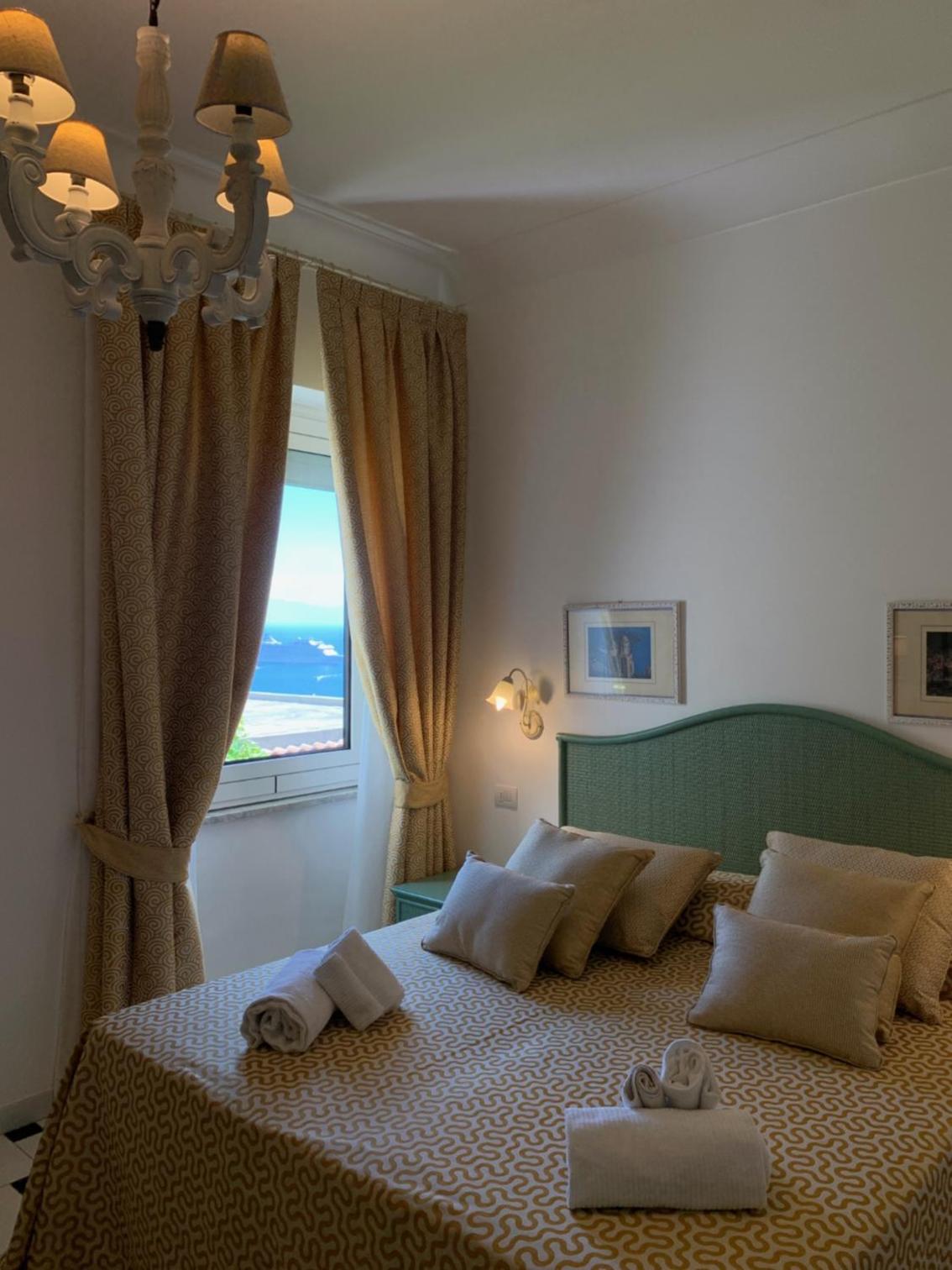 Economy Double Room photo 3