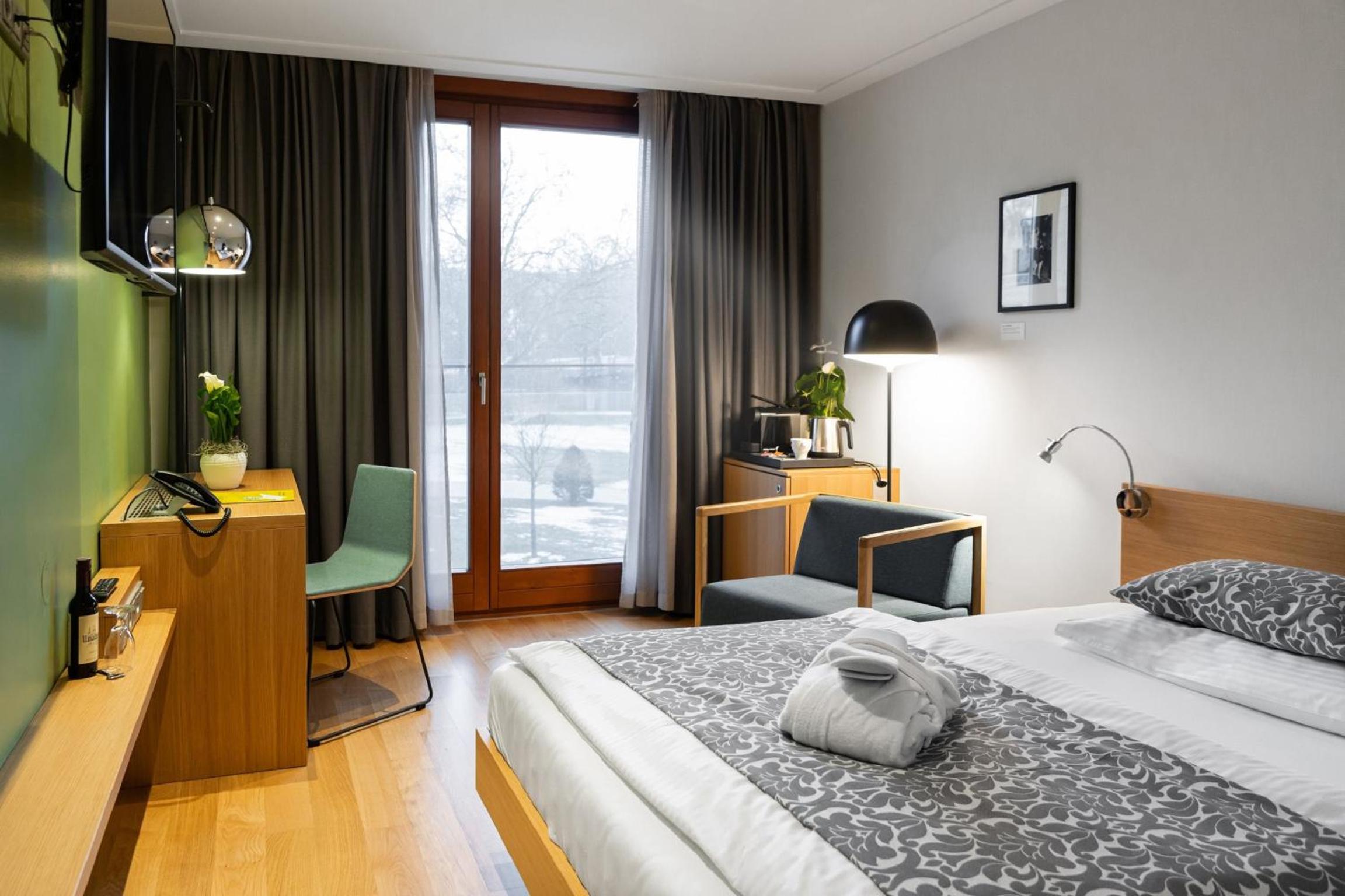 Deluxe Single Room