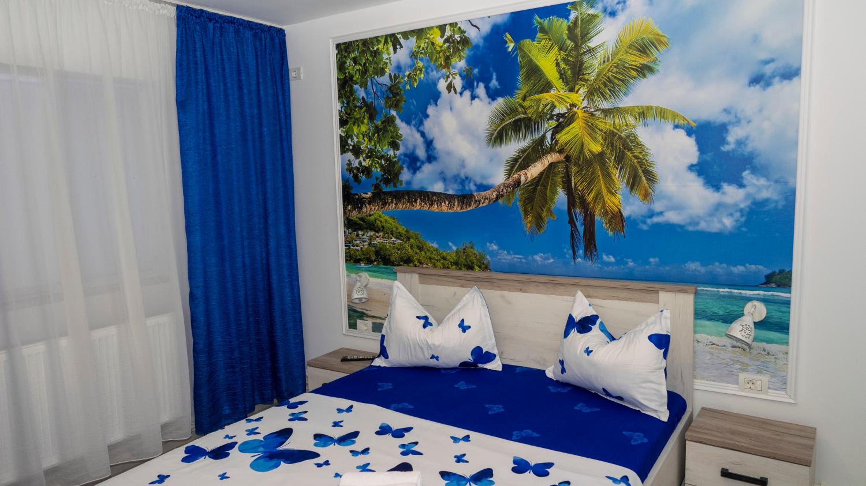 Double Room with Private Bathroom - Photo 8