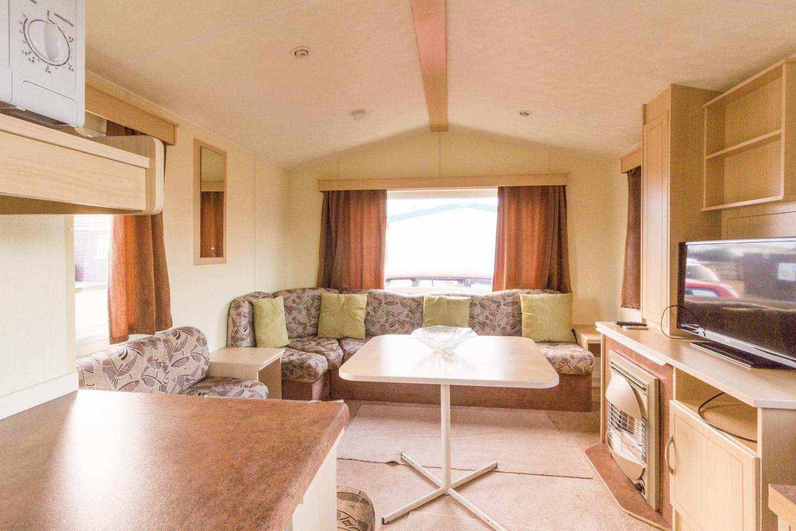 Mobile Home photo 1