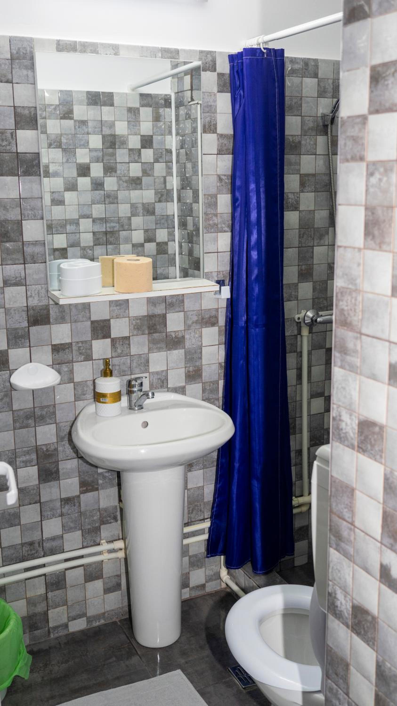 Triple Room with Shower - Photo 3