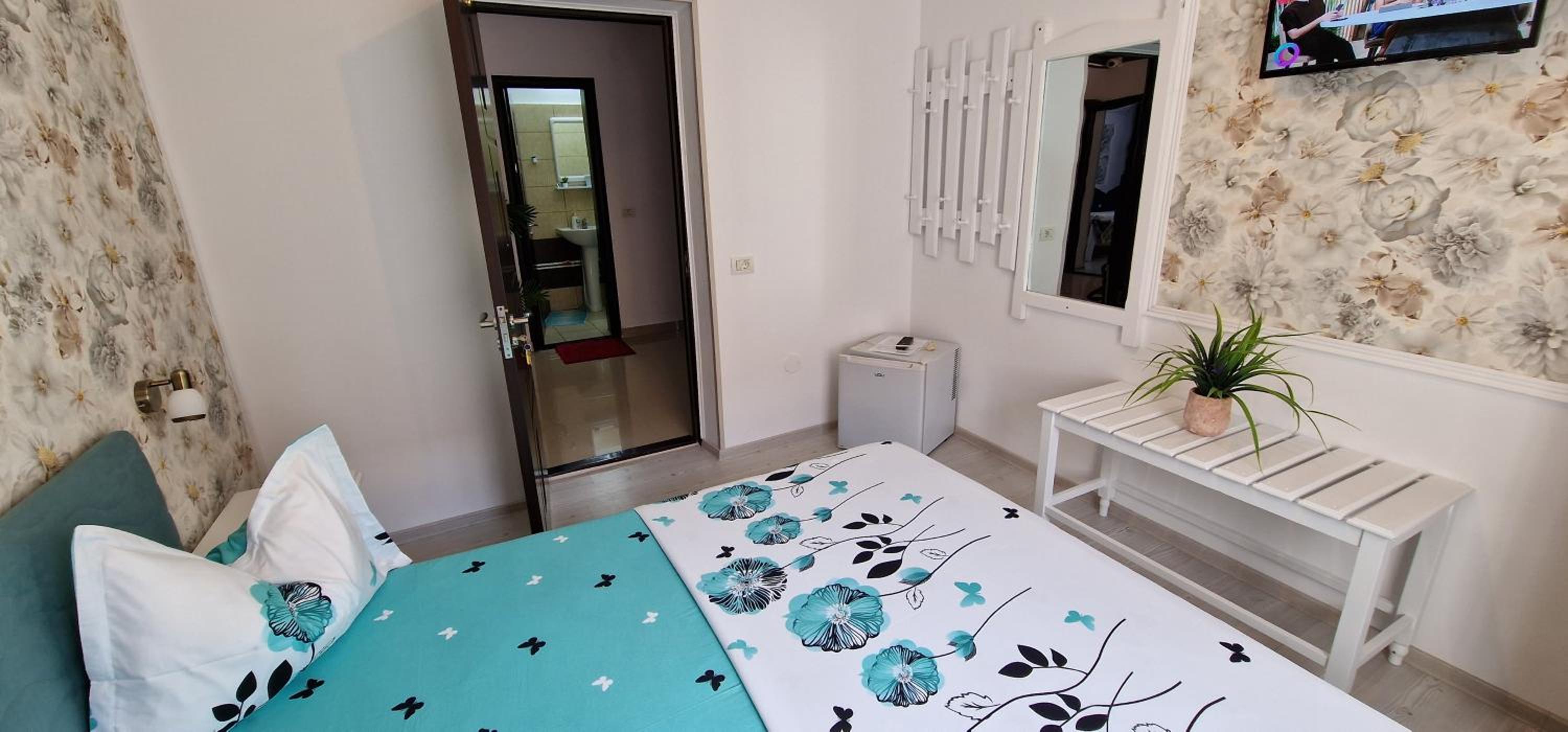Economy Double Room - Photo 2