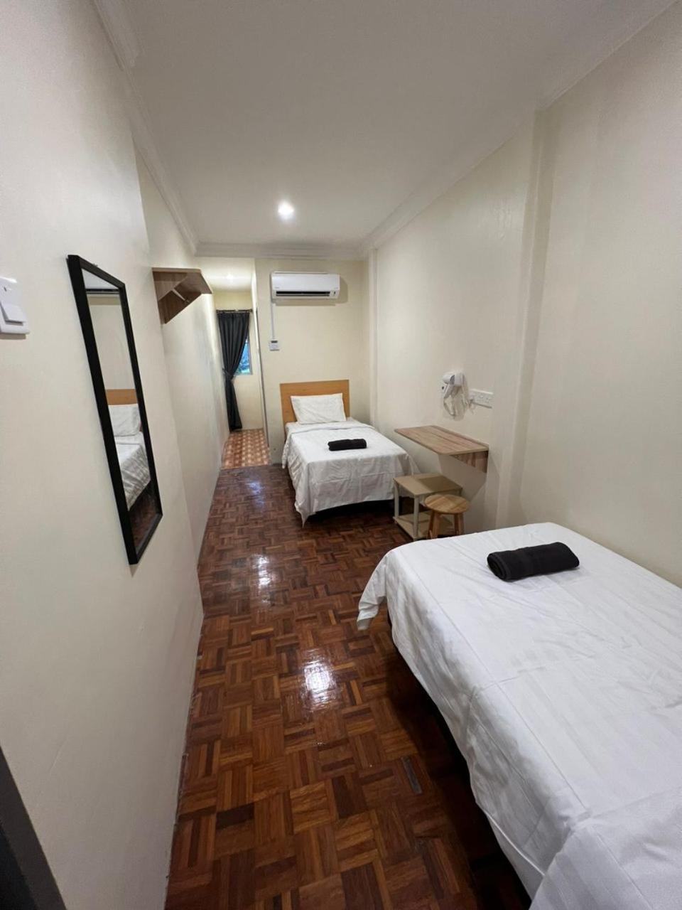 Deluxe Twin Room photo 2